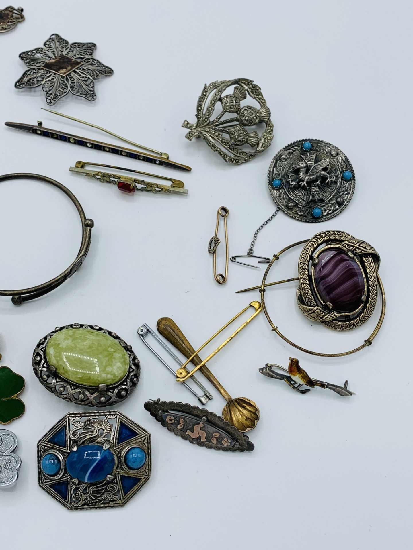 A quantity of jewellery - Image 4 of 4