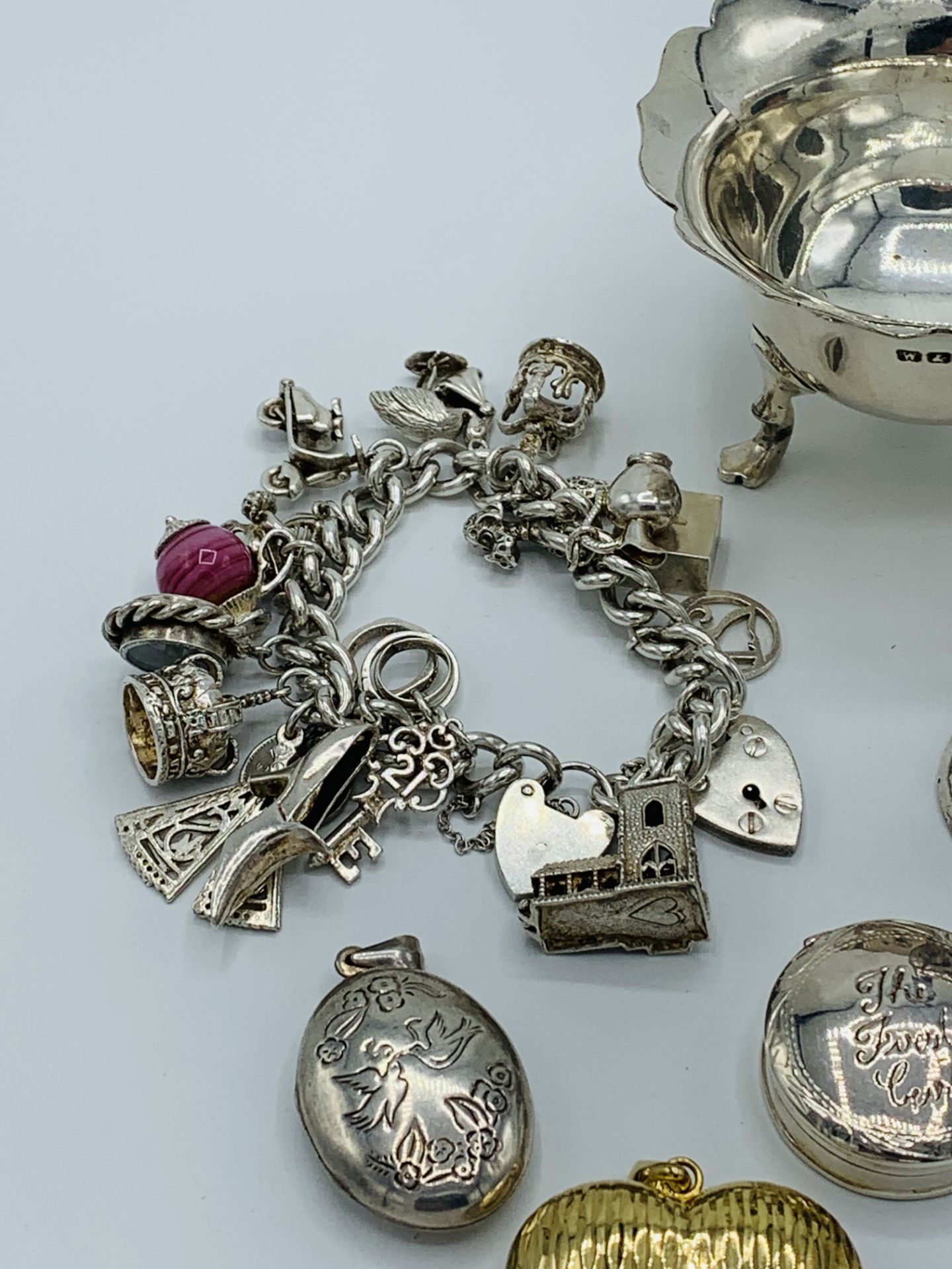 A collection of various silver and other items - Image 2 of 5