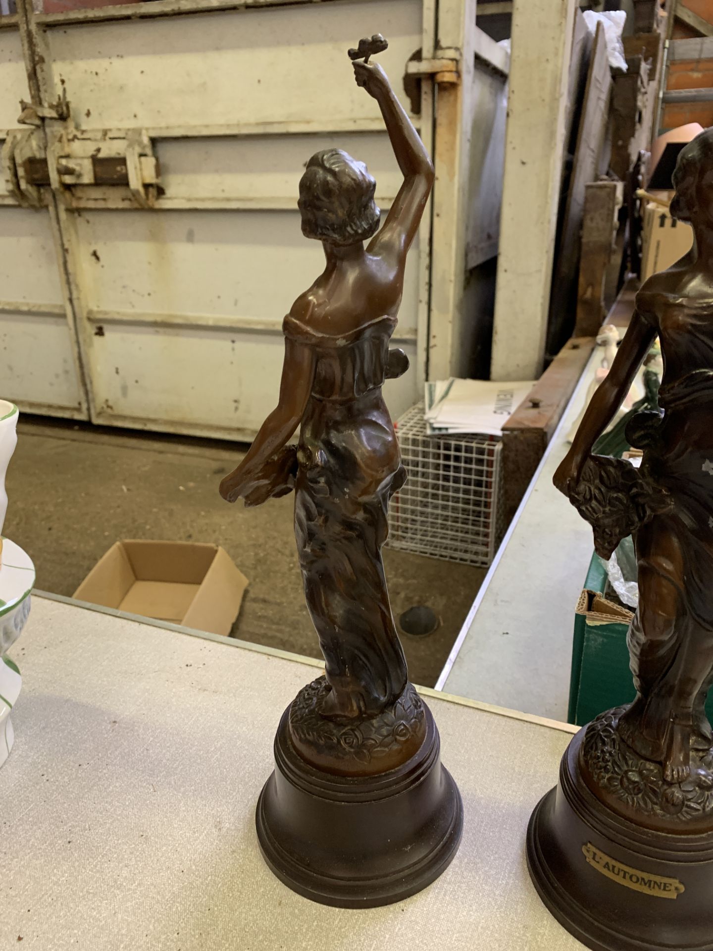 Pair of French-style metal Art Nouveau figurines - Image 4 of 4