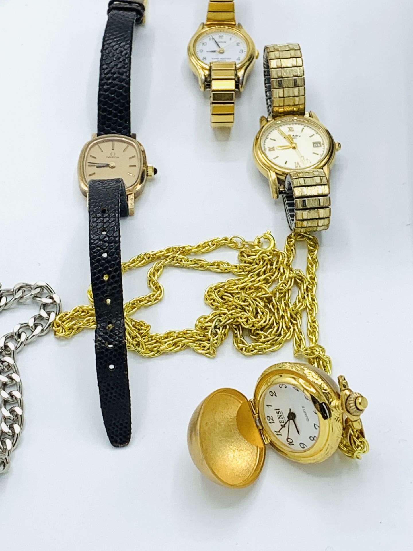 9ct gold case Silvana 17 jewels lady's wrist watch and five other watches - Image 4 of 5