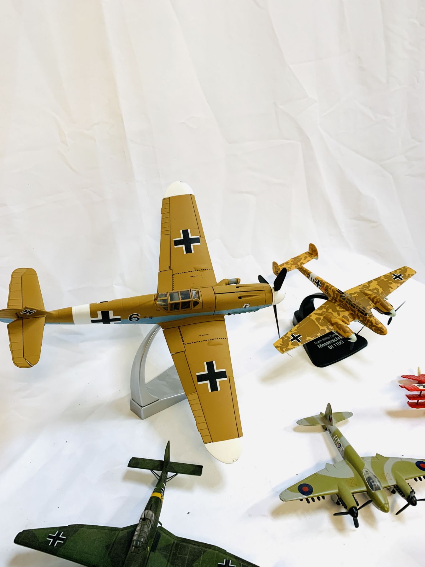 Seven diecast model aeroplanes - Image 6 of 6