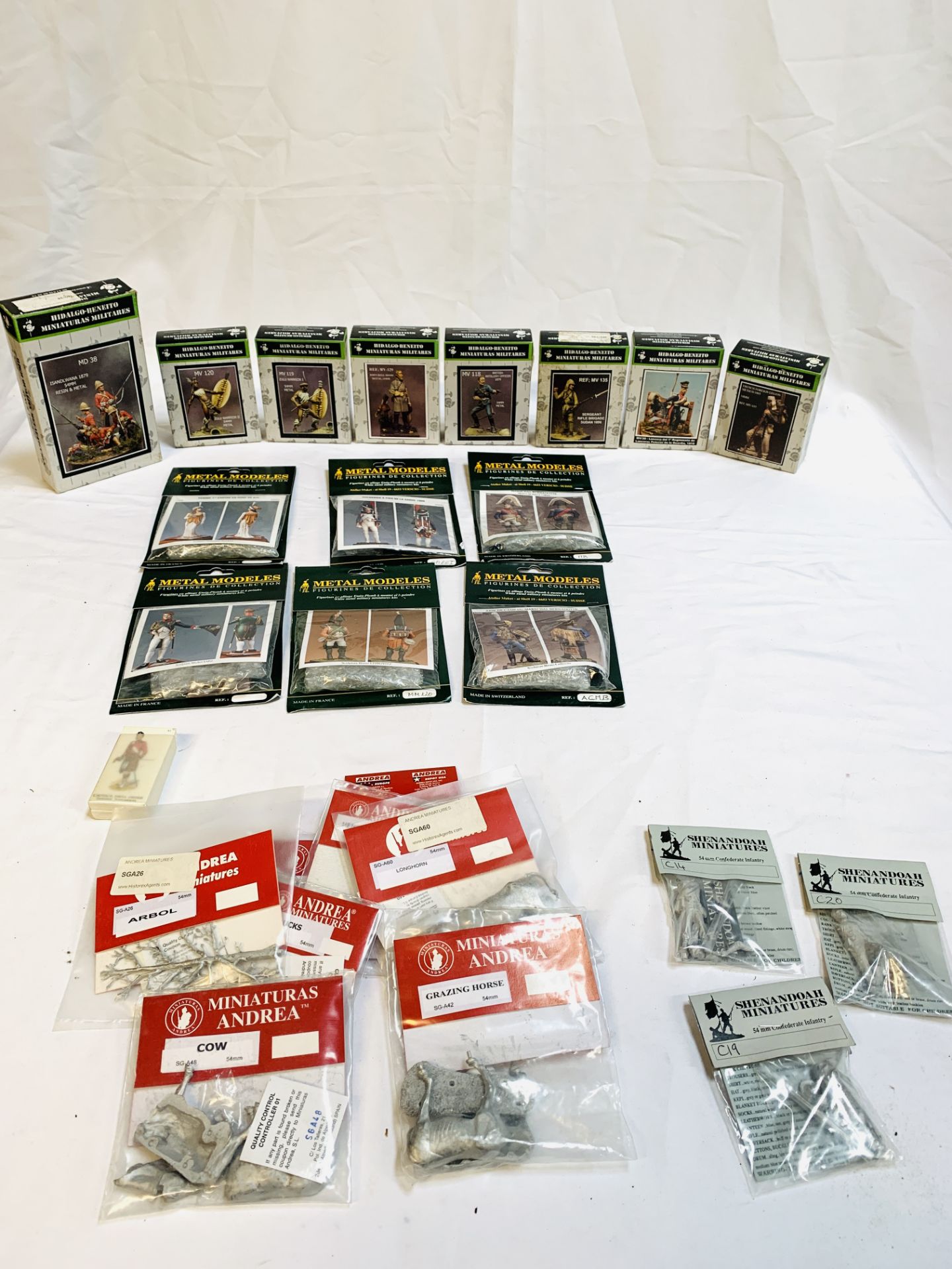 A quantity of metal figurines - Image 6 of 6