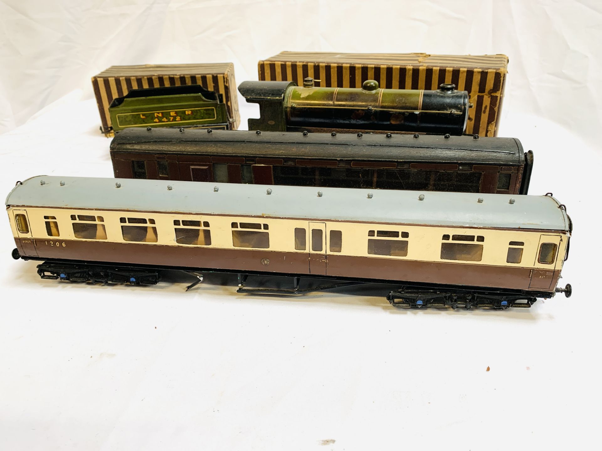 Bowman Models O gauge steam locomotive number 234, tender model 250; LMS and GWR coach - Image 3 of 8