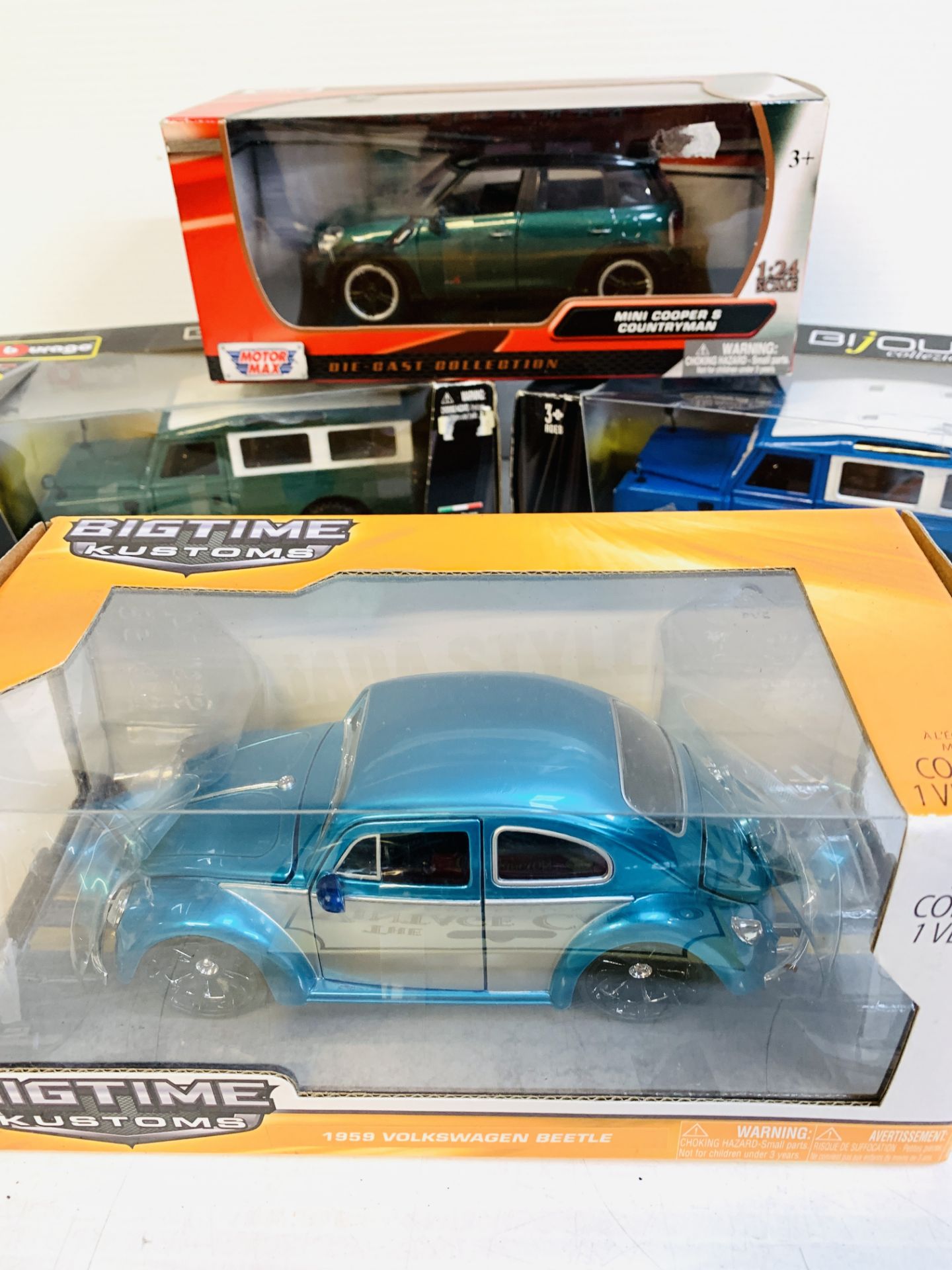 Two Burago diecast Land Rovers; a Big Time Kustoms diecast Volkswagen Beetle and others - Image 3 of 5