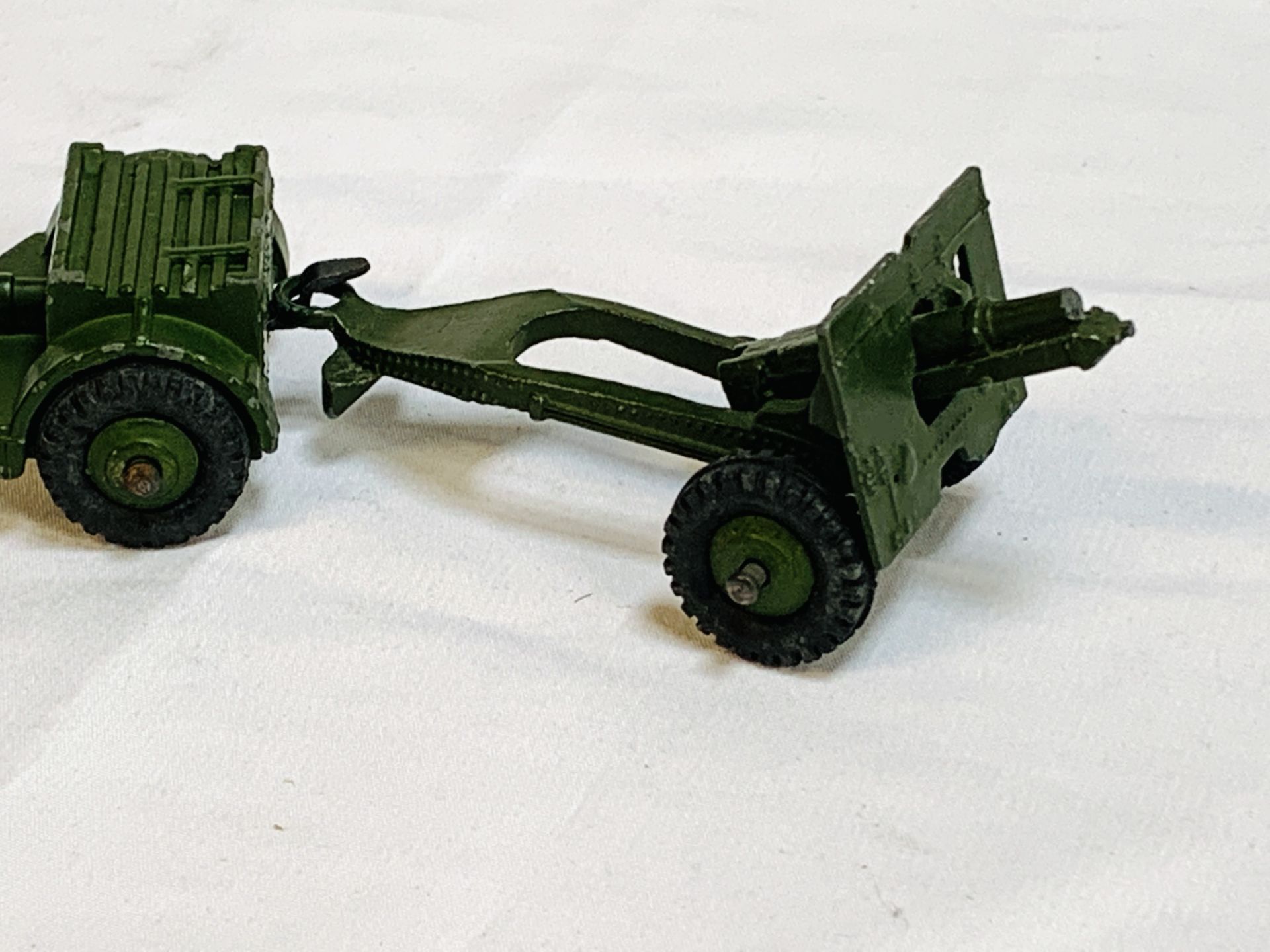 Dinky toys No. 688 Field artillery tractor - Image 3 of 3