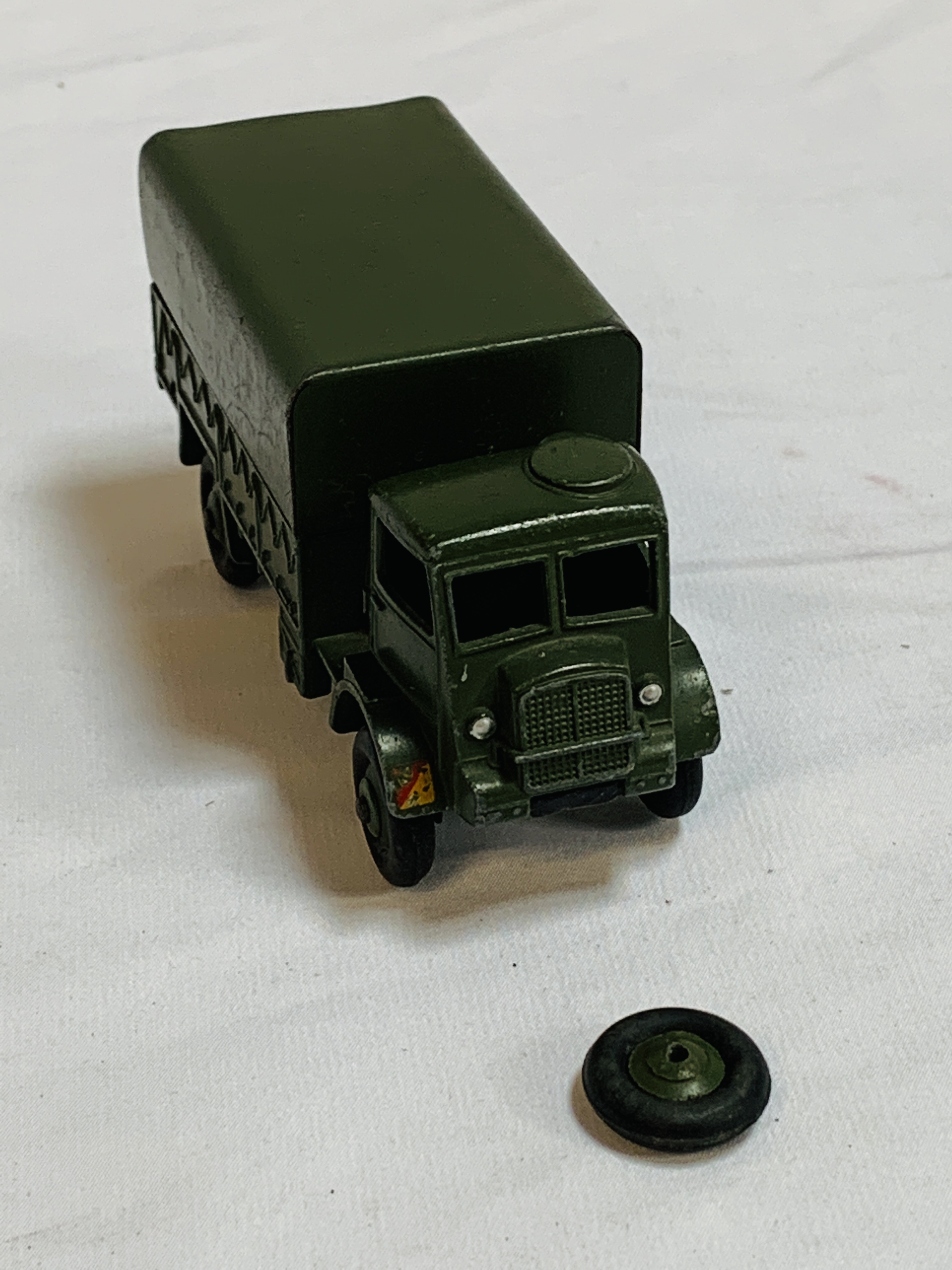 Dinky toys No.623 Army wagon, by Meccano Limited. - Image 2 of 3