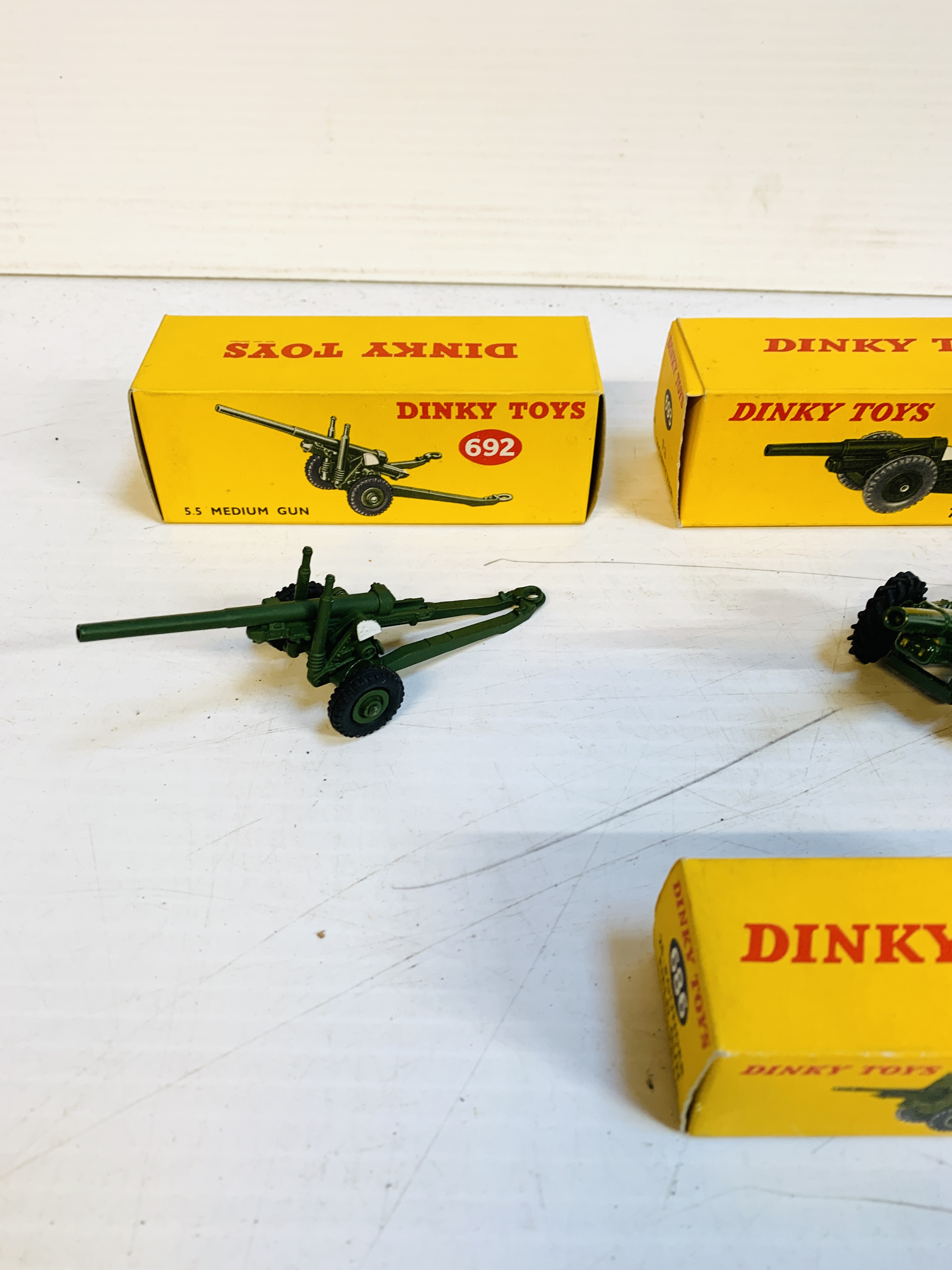 A collection of Dinky military vehicles and guns - Image 4 of 5