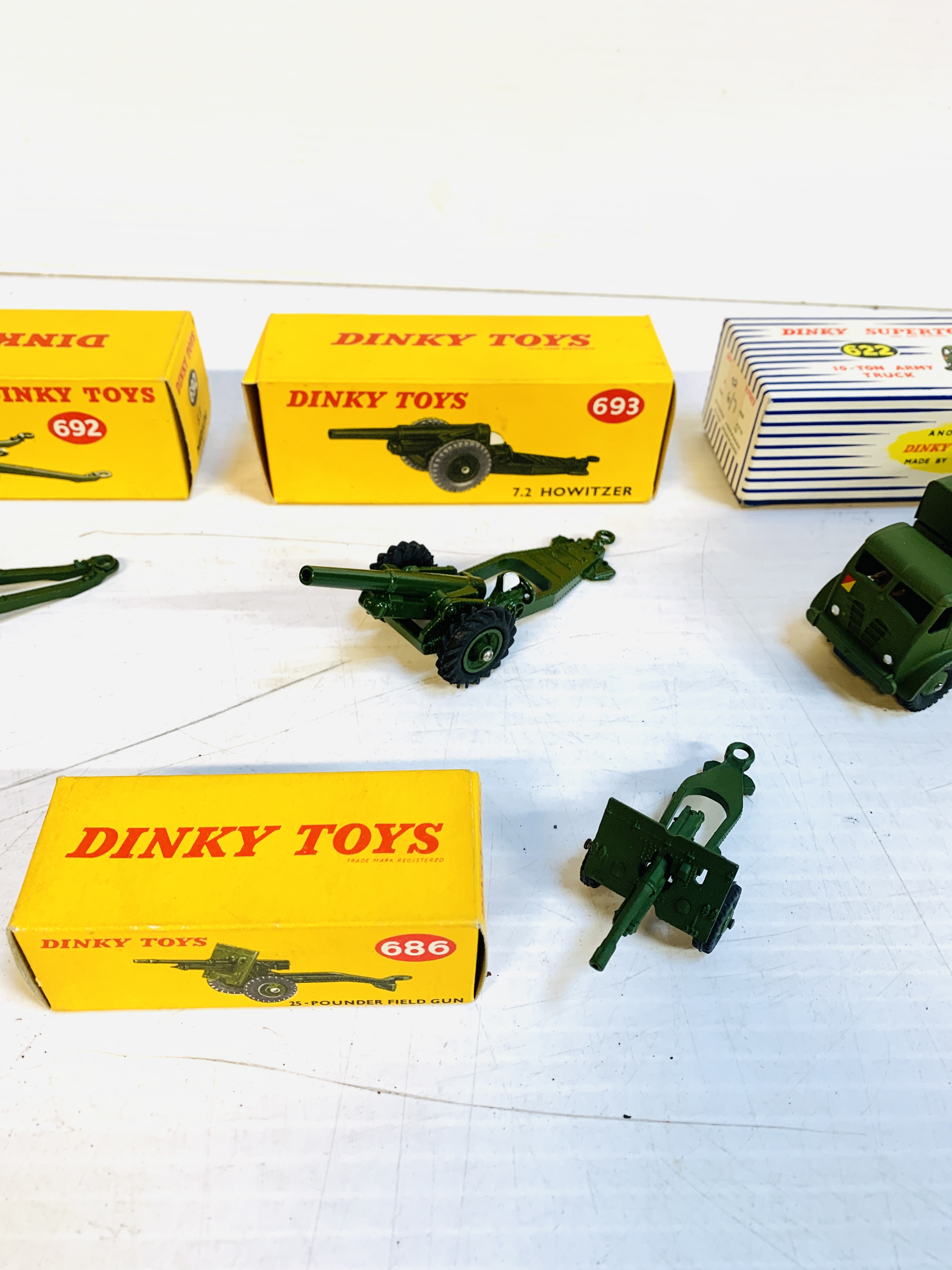 A collection of Dinky military vehicles and guns - Image 5 of 5