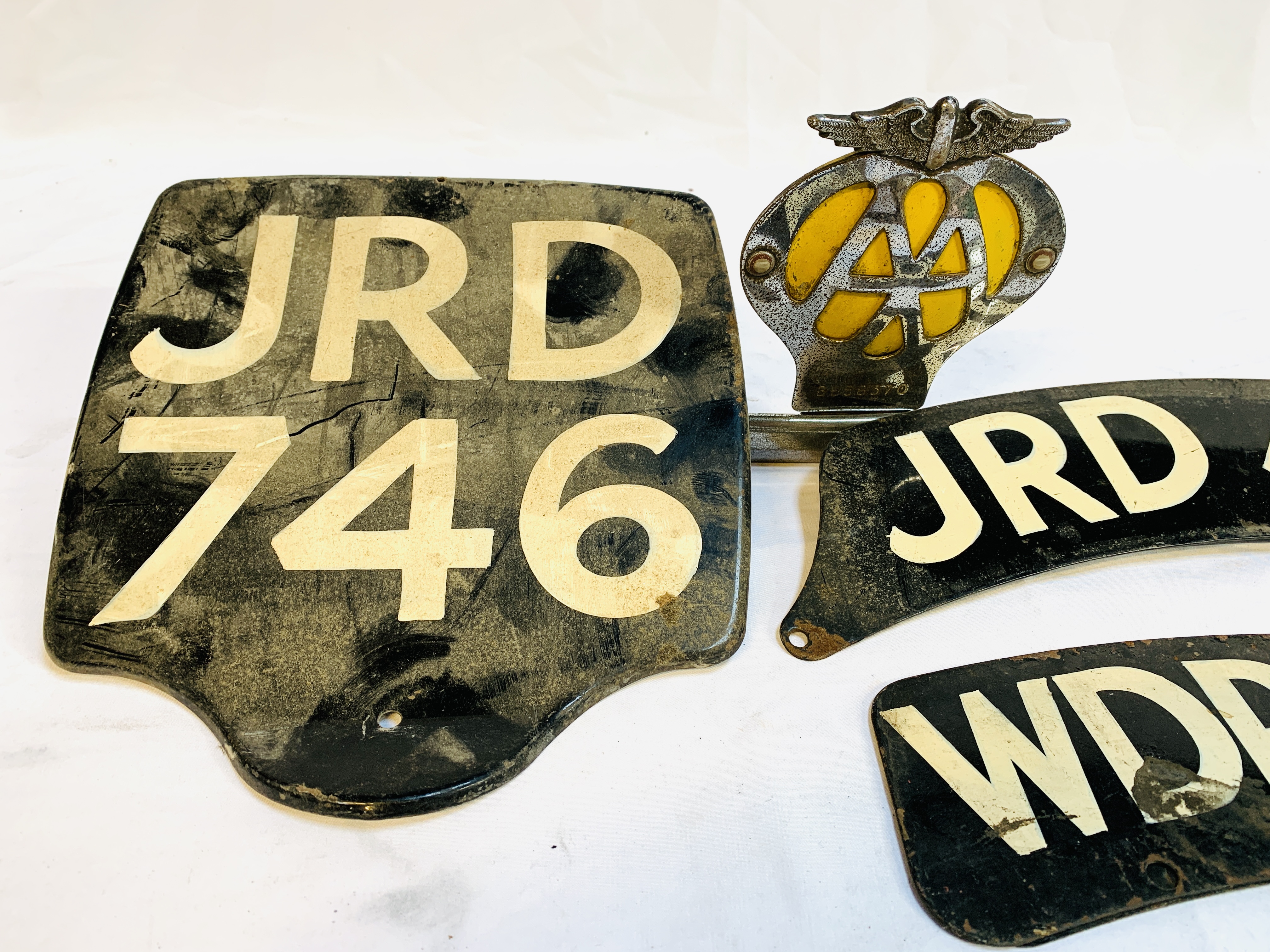 AA badge no. 6B58370; motorcycle rear number plate; and two motorcycle front number plates. - Image 3 of 3
