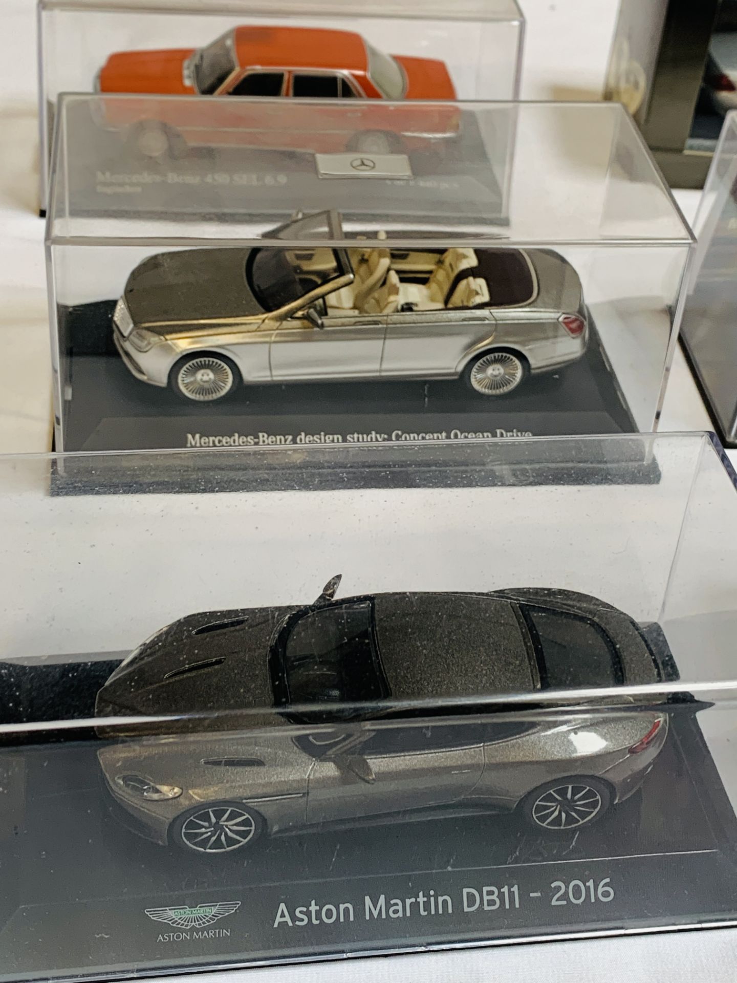 Fourteen diecast model cars - Image 2 of 3