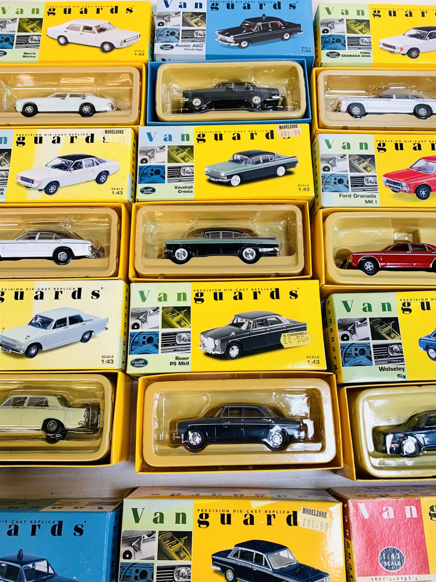 Nineteen boxed Vanguards diecast model cars and vans. - Image 4 of 6