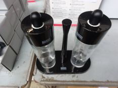 Kuhn Rikon salt and pepper mill set