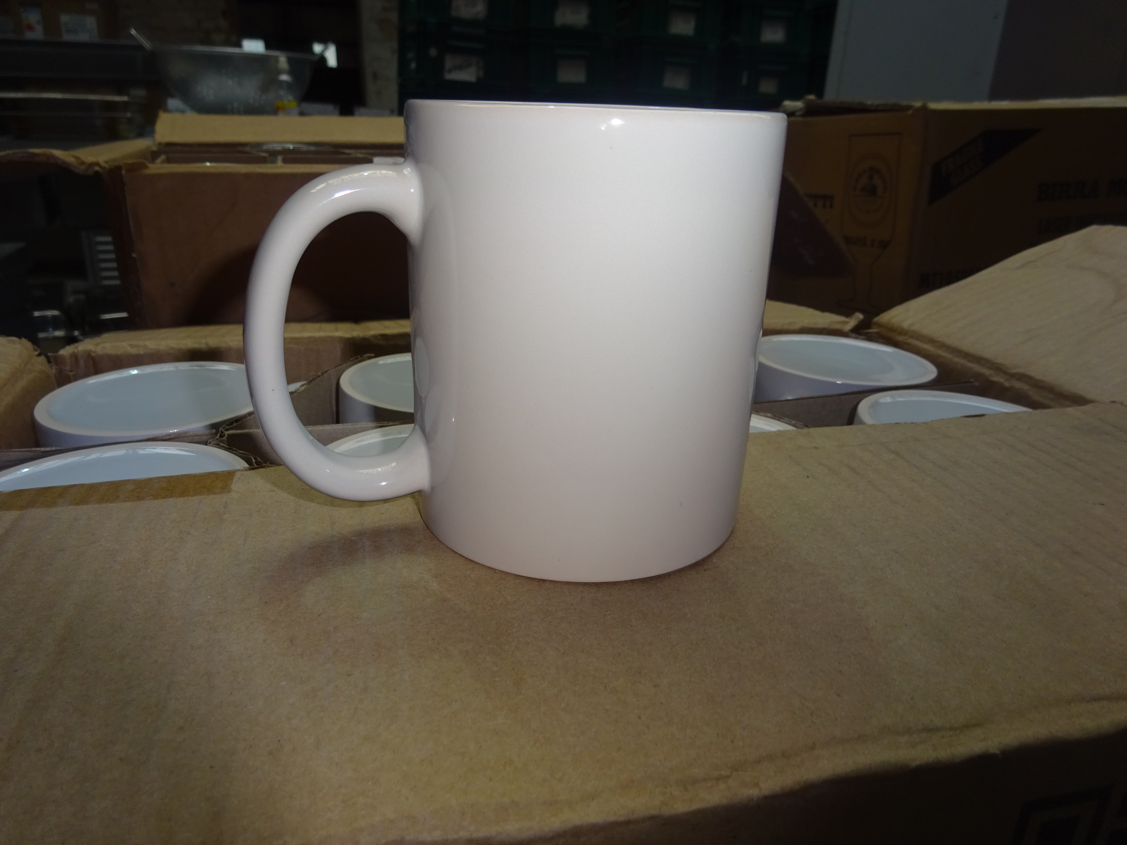 Straight sided mugs x 12