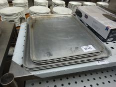 Baking trays x 7