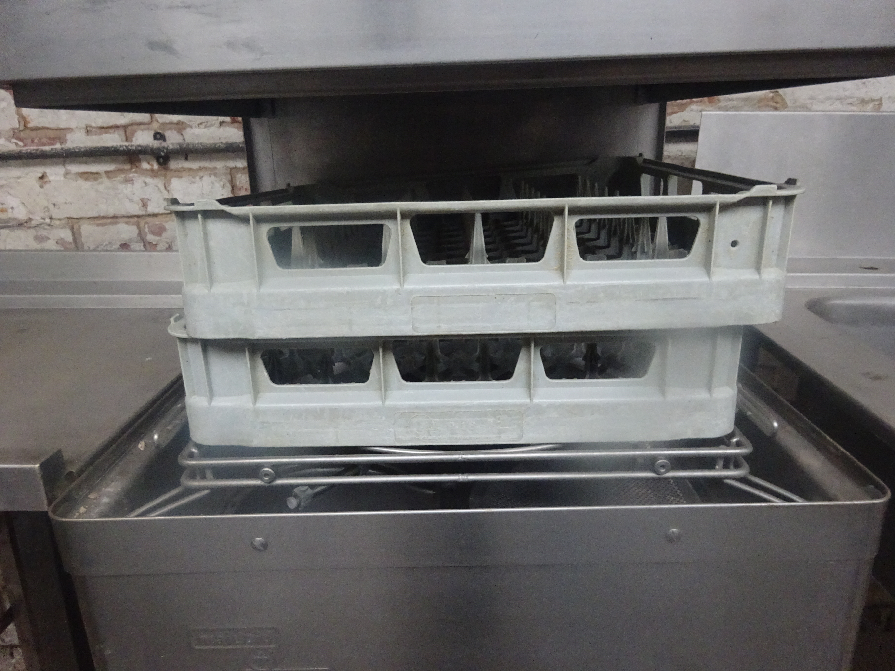 Maidaid halcyon RU81CRPBUT dishwasher with tray table & sink - Image 3 of 5