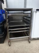 Table trolley with 3 cargo trays