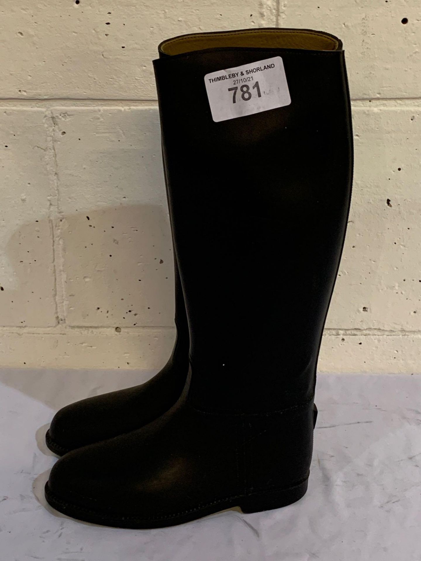 Kudu long black riding boots, size 5. - Image 2 of 3