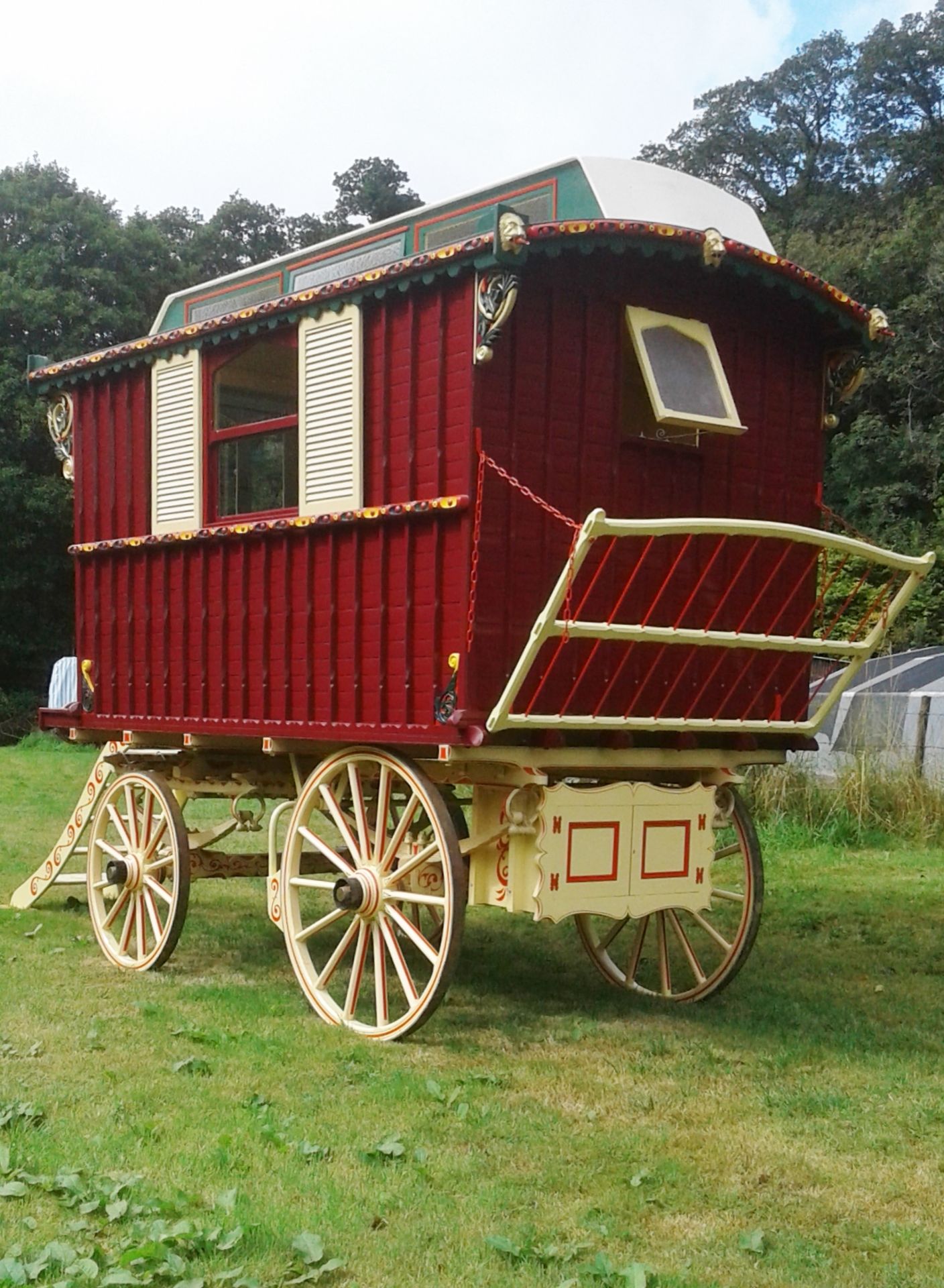 LIVING WAGON - Image 2 of 30