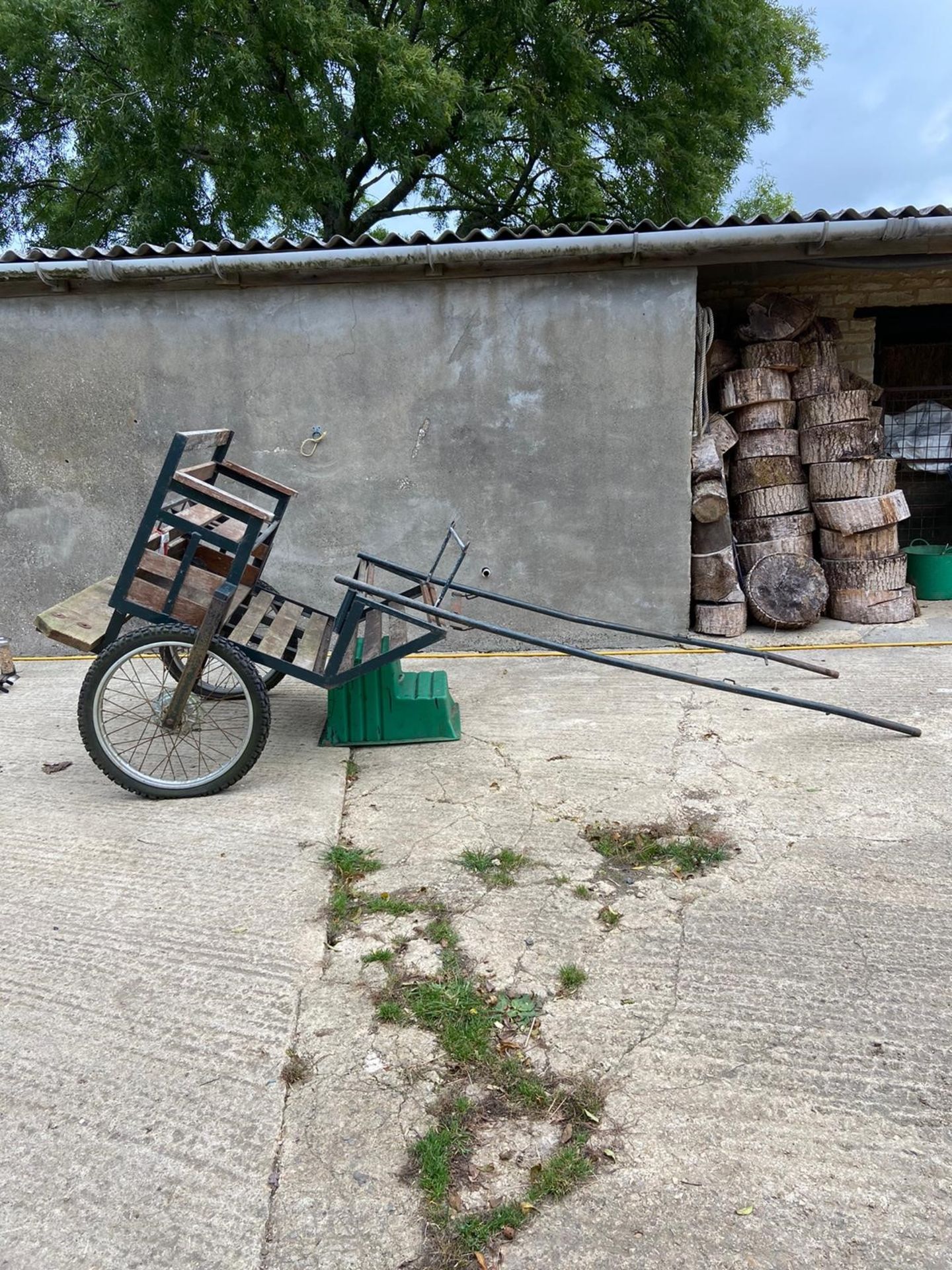 TWO WHEEL EXERCISE CART to suit 15.2hh