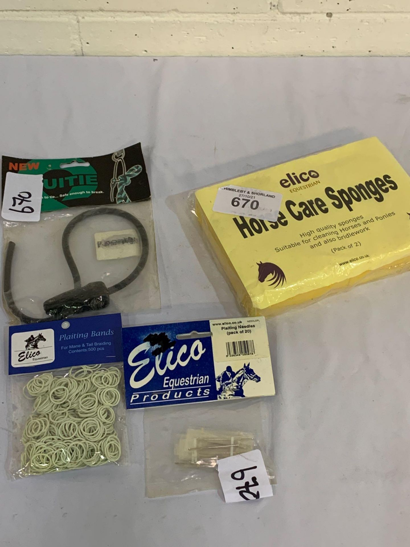 Quantity of Elico plaiting needles and bands