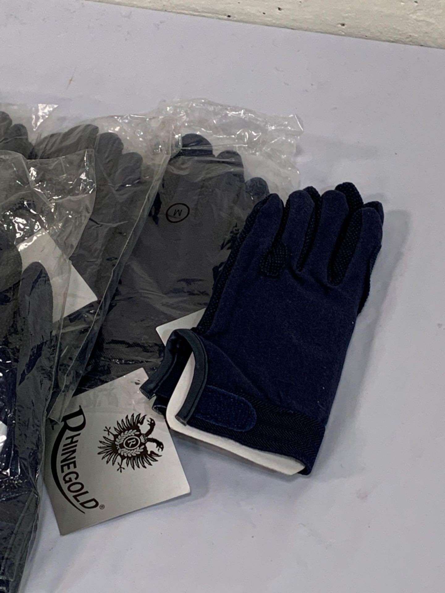 Fourteen pairs of gloves - Image 2 of 3