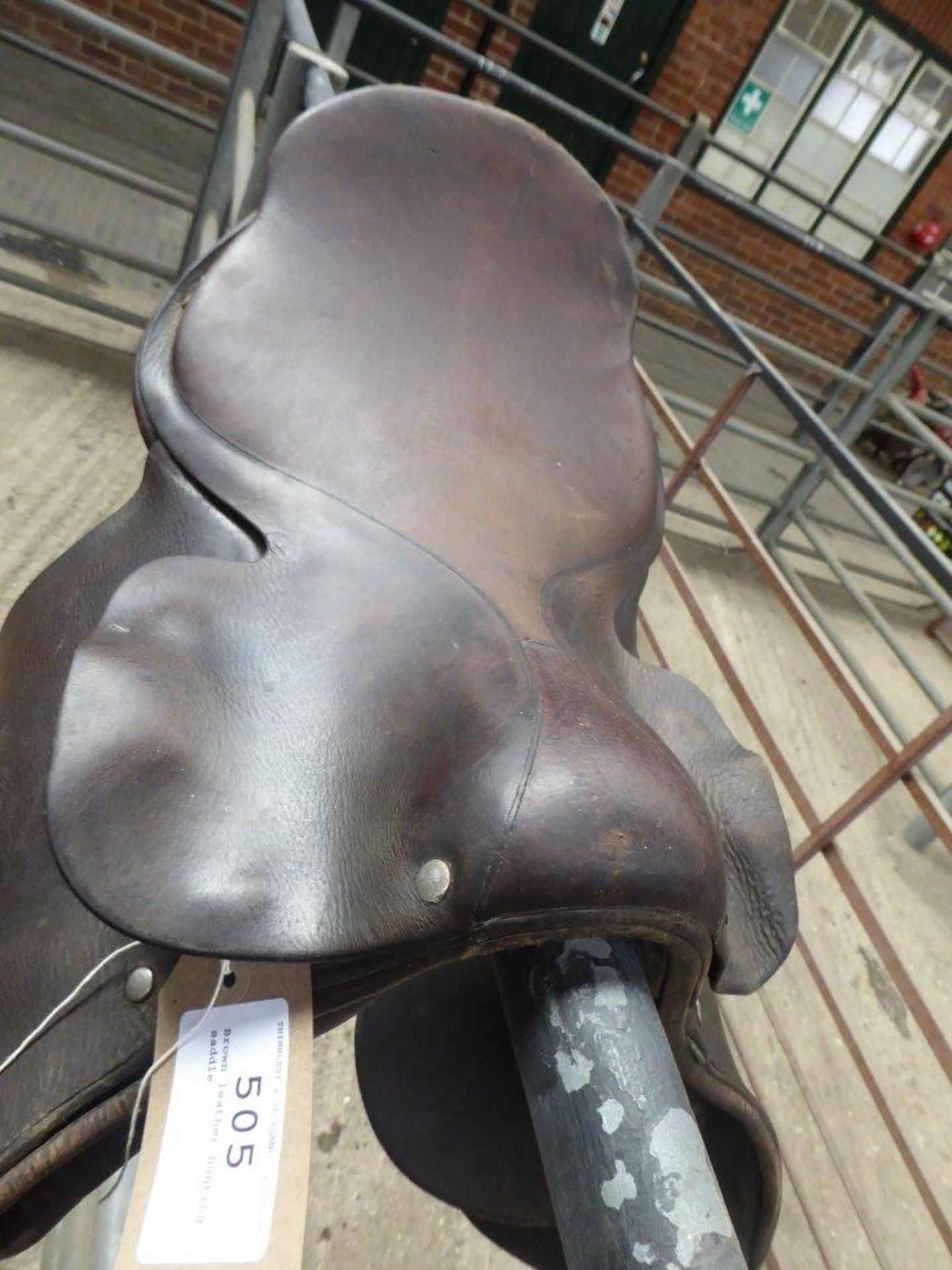 Brown leather hunting saddle. - Image 2 of 2