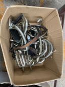 Quantity of bits and stirrups.