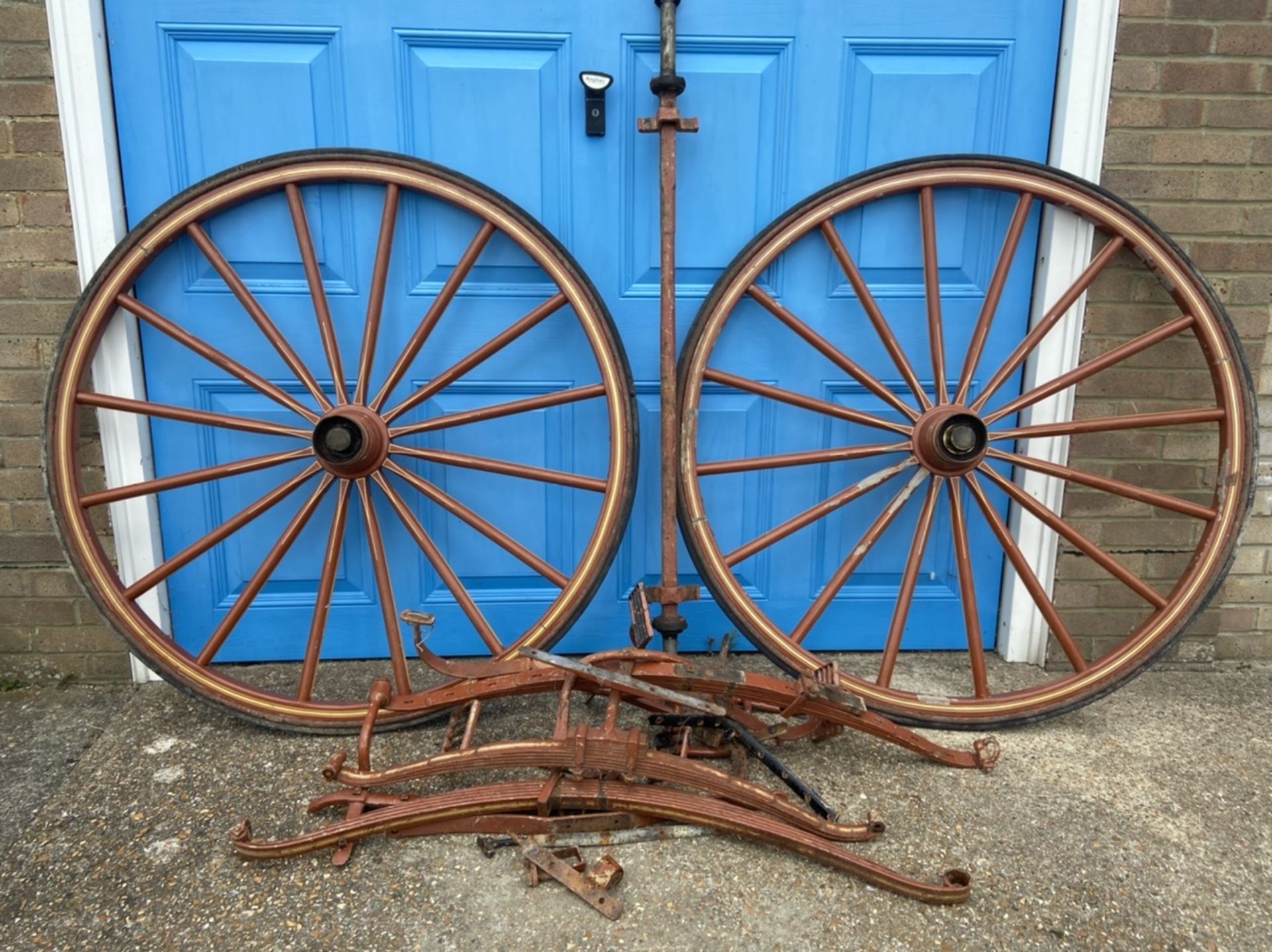 Set of Warner wheels with axle, springs, steps and all metal fittings.