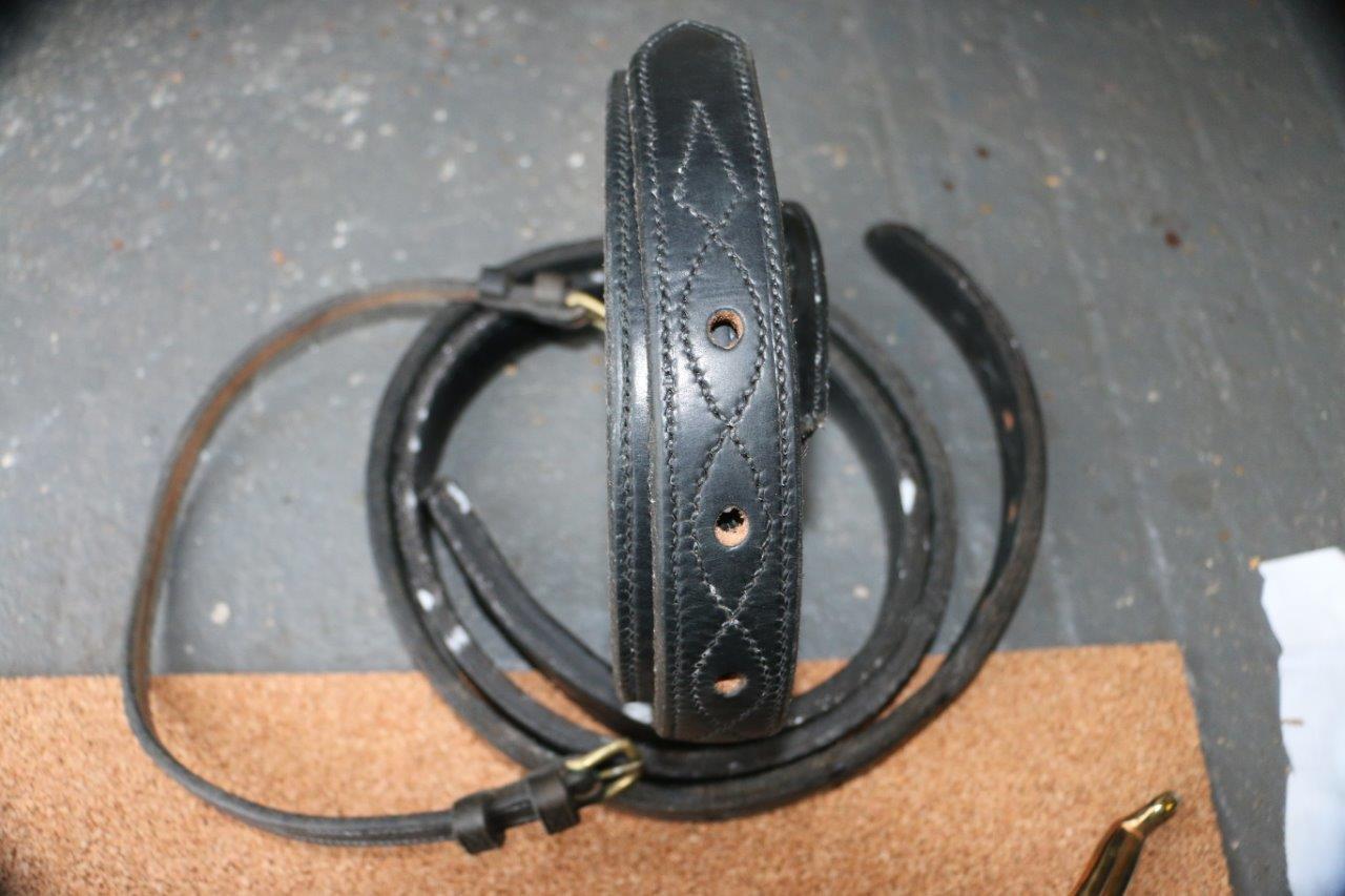 Set of English patent leather harness with 20ins x 9ins collar used on a Welsh Cob. - Image 4 of 12