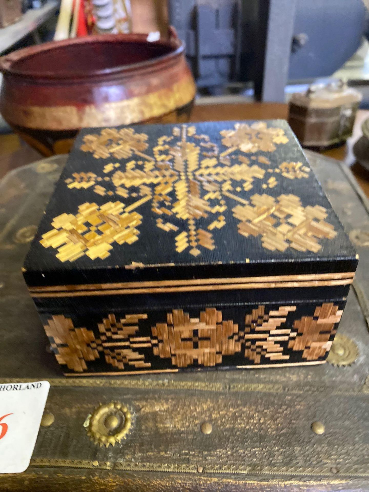 A collection of wood boxes - Image 15 of 19