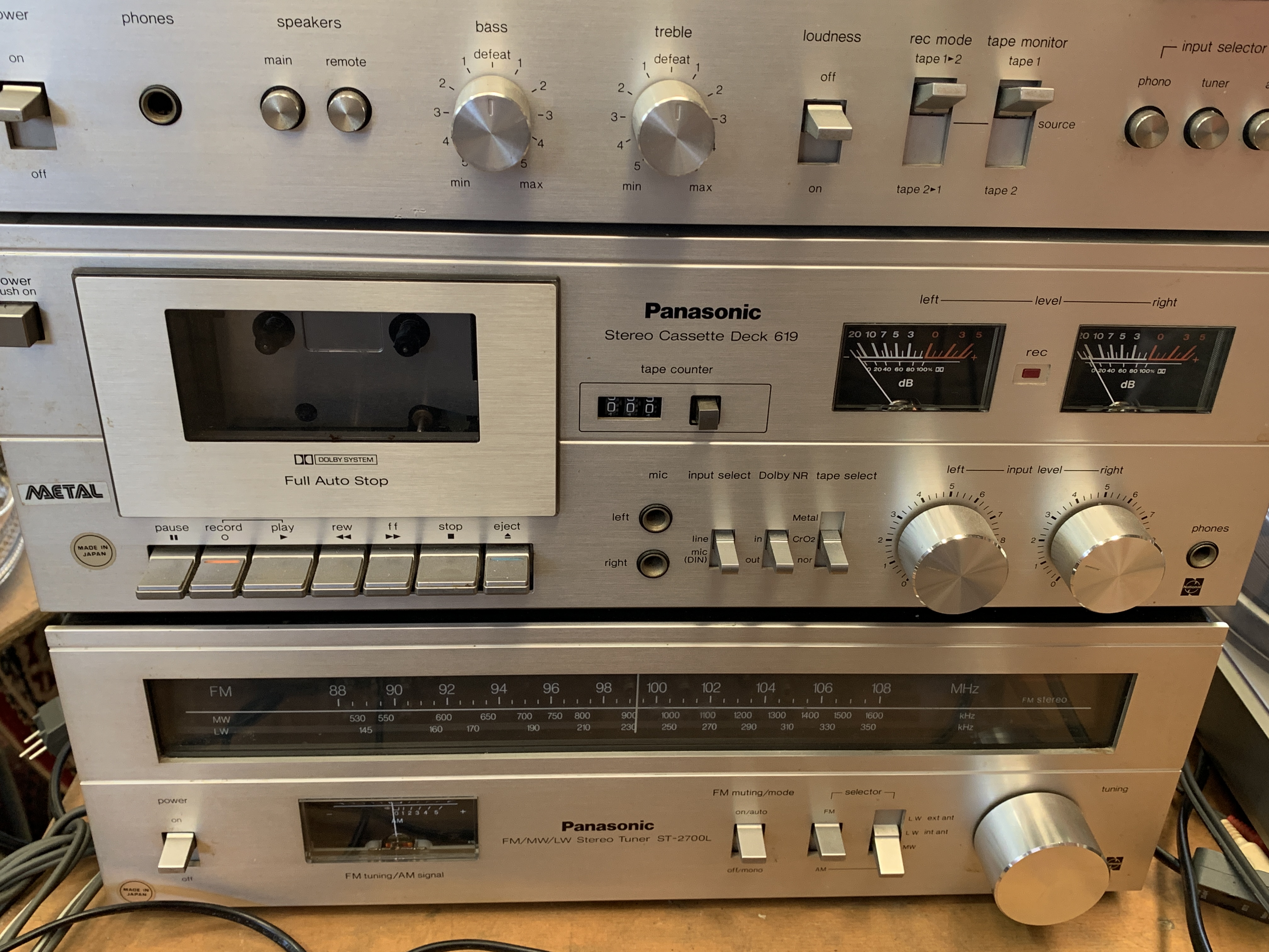 Panasonic amplifier, cassette deck, tuner, and turntable - Image 2 of 5