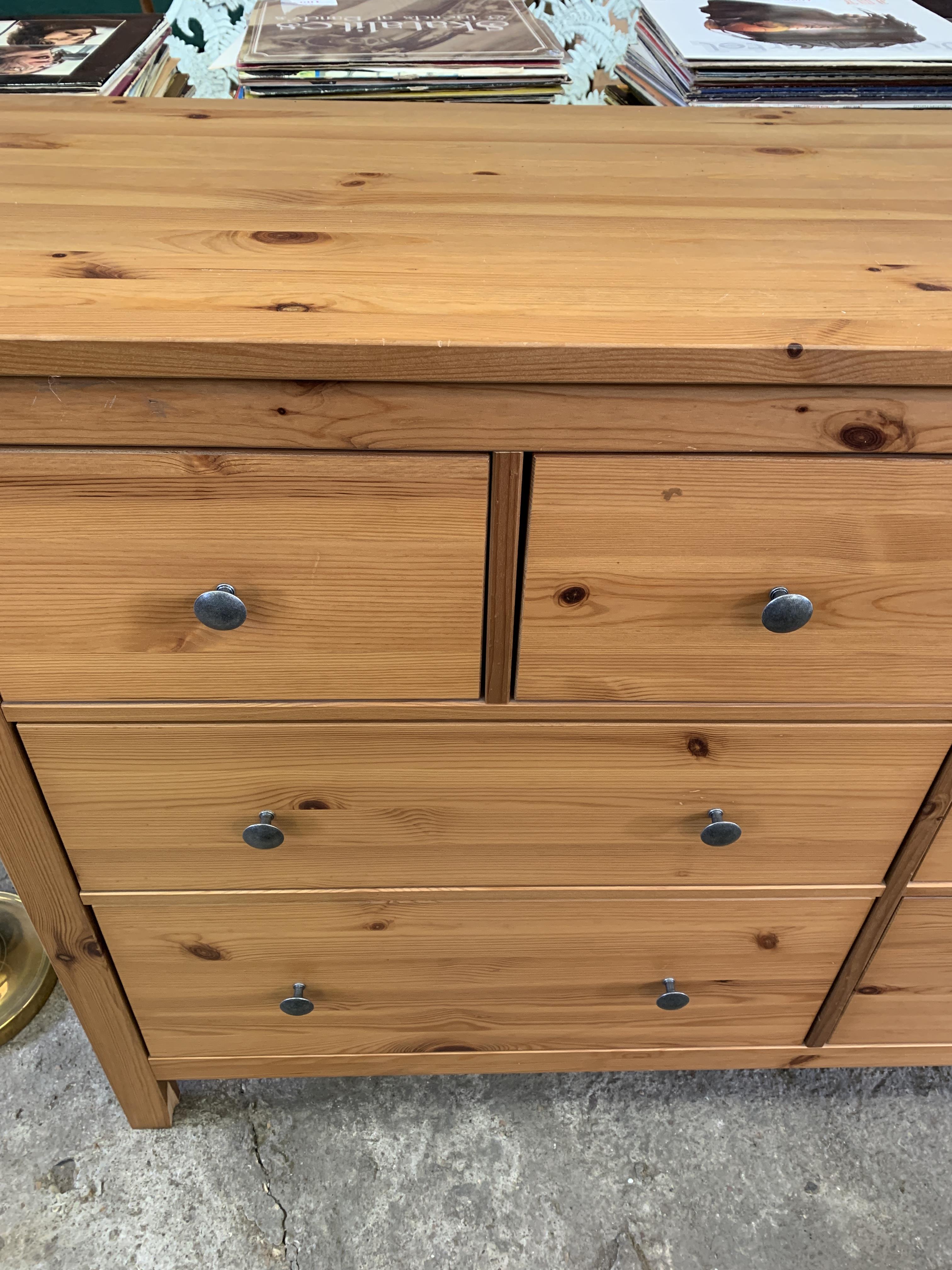 Pine chest - Image 3 of 6