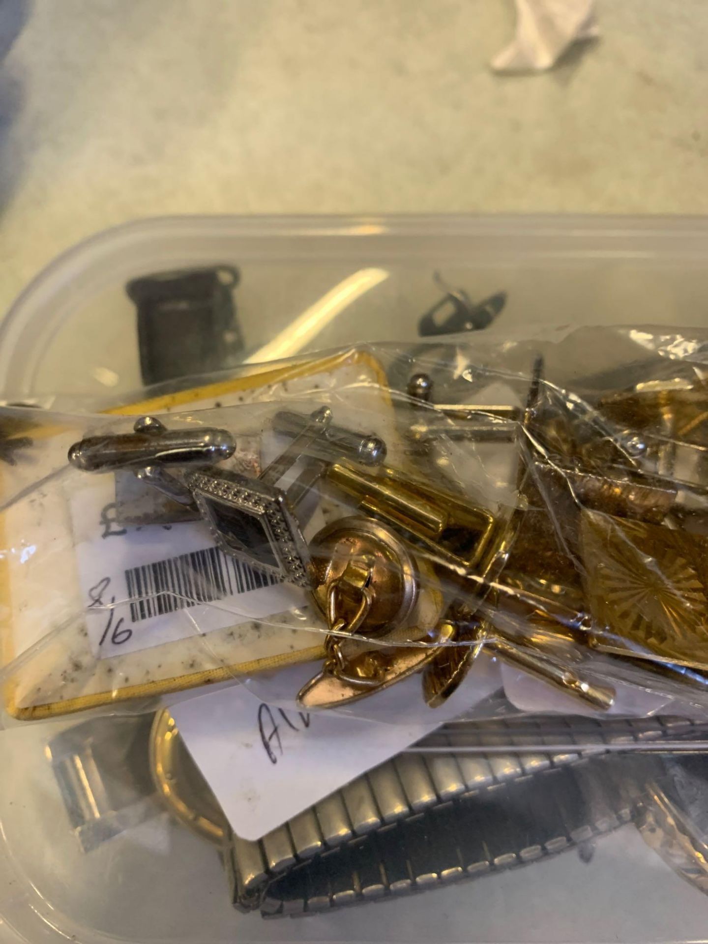 A quantity of wristwatches, cufflinks and tie pins - Image 6 of 6