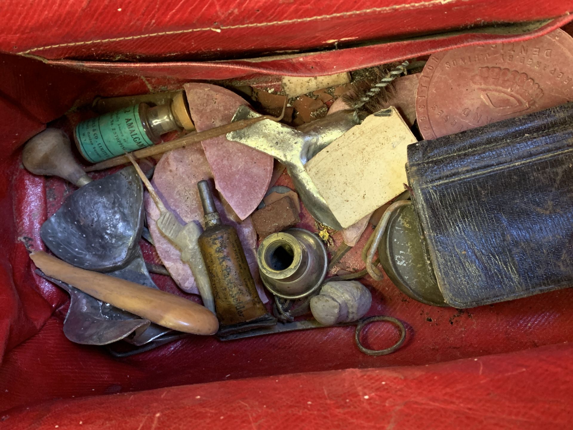 A small brown leather Gladstone bag containing antique dentists' tools, and a briefcase - Image 2 of 6