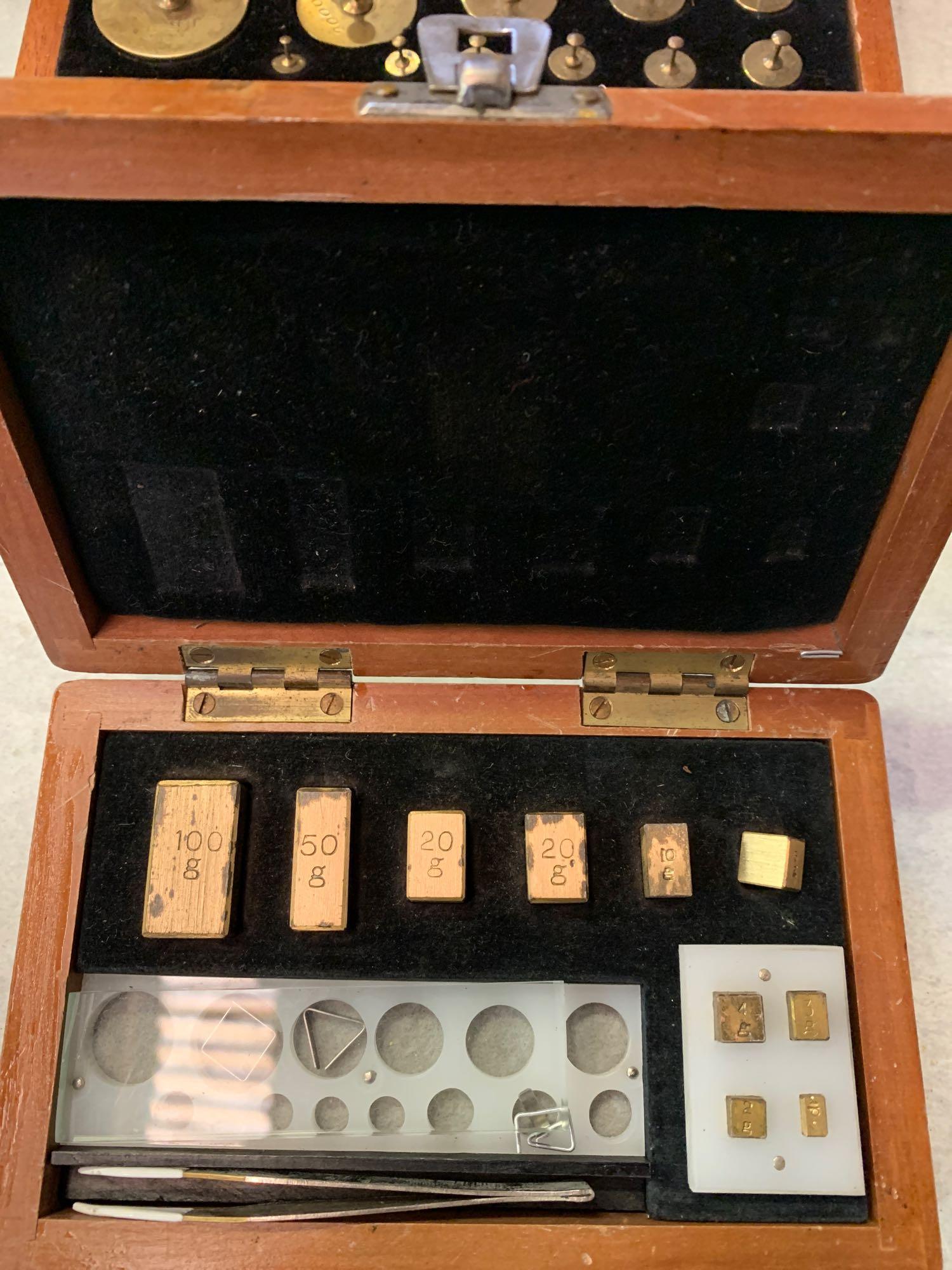 Box of brass standard weights by William Webb - Image 2 of 4
