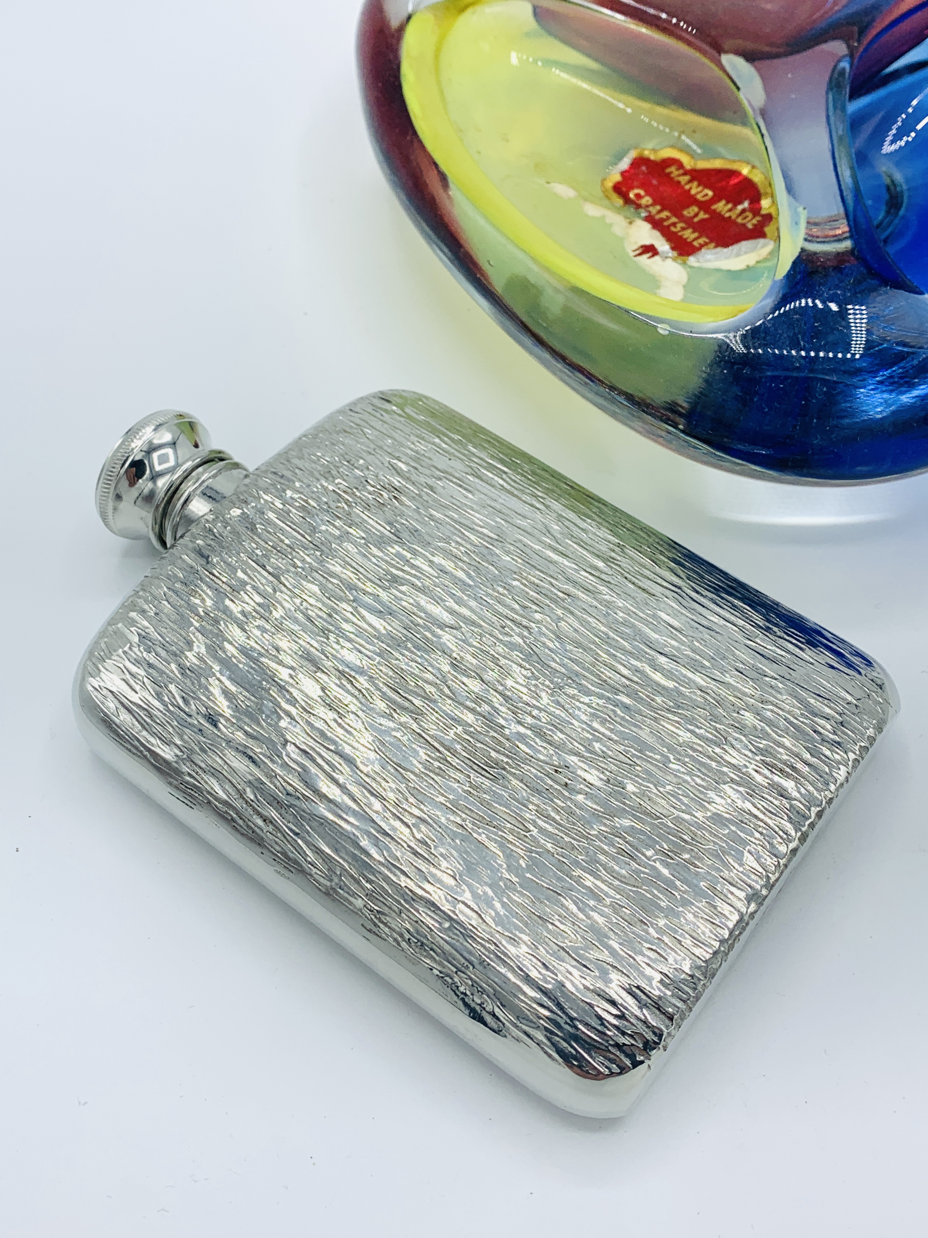A pewter hip flask with coloured glass trefoil bowl - Image 4 of 4