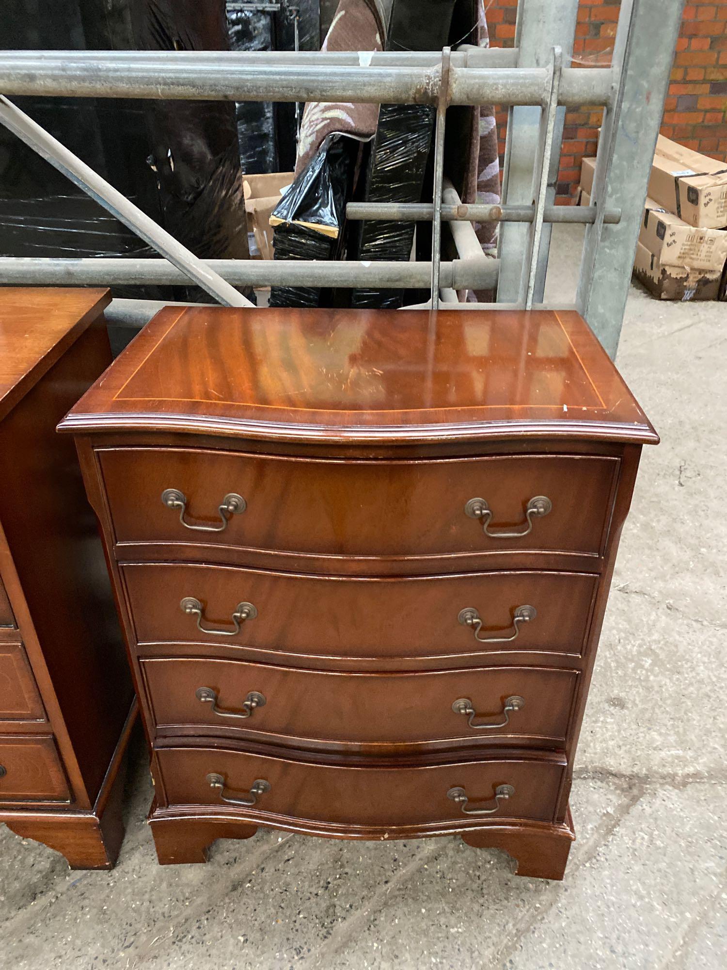 Mahogany chest of drawers