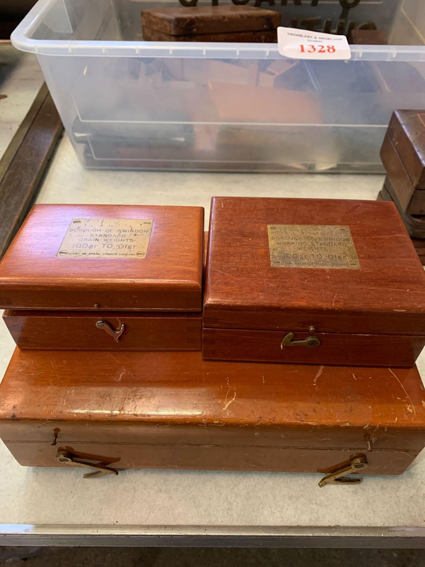 Three part boxed set of standard brass apothecary weights by Avery De Grave - Image 2 of 5