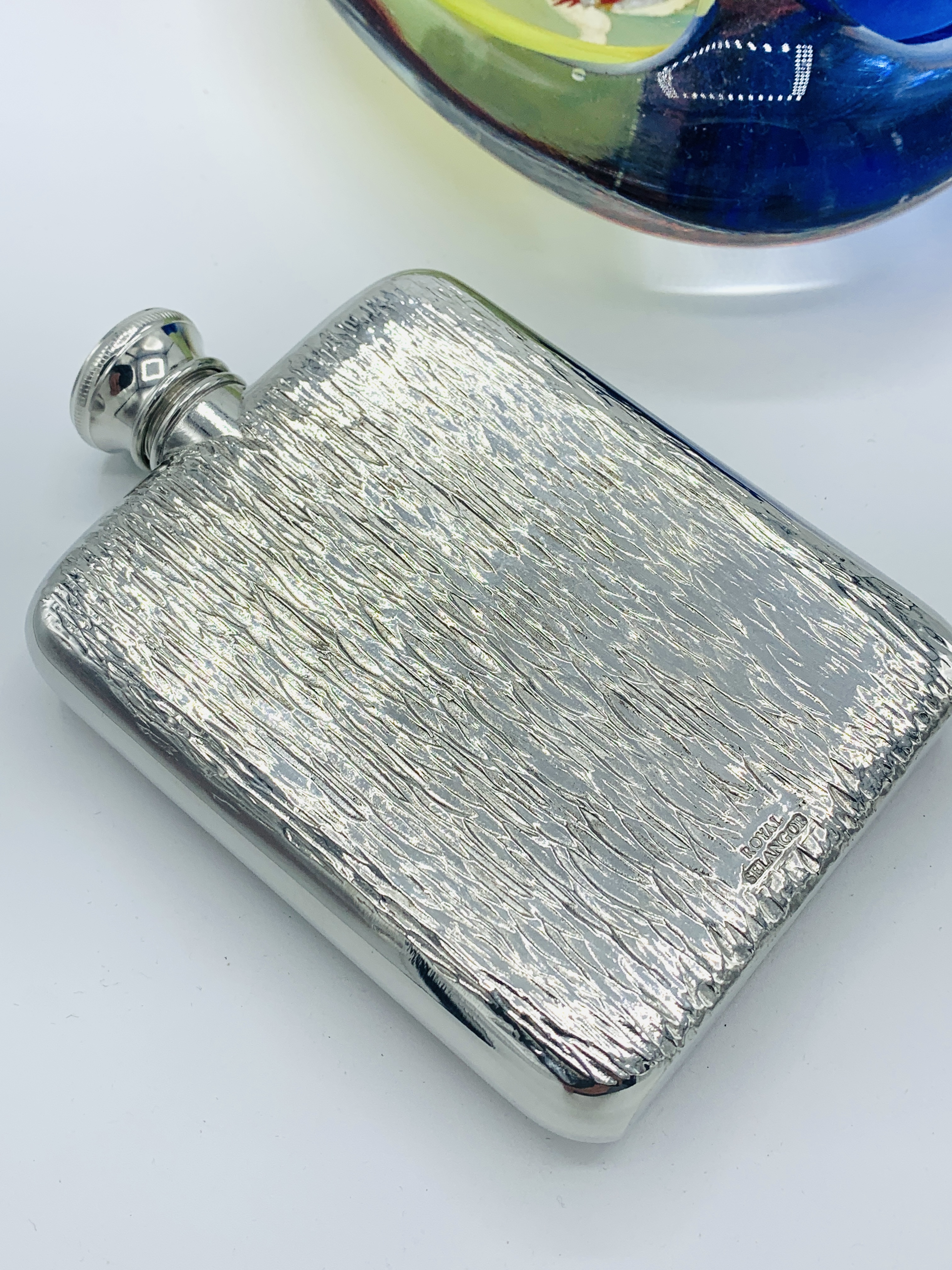 A pewter hip flask with coloured glass trefoil bowl - Image 3 of 4