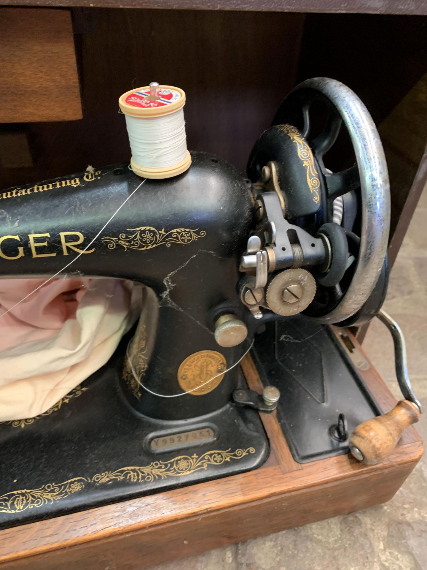 Two sewing machines - Image 7 of 7