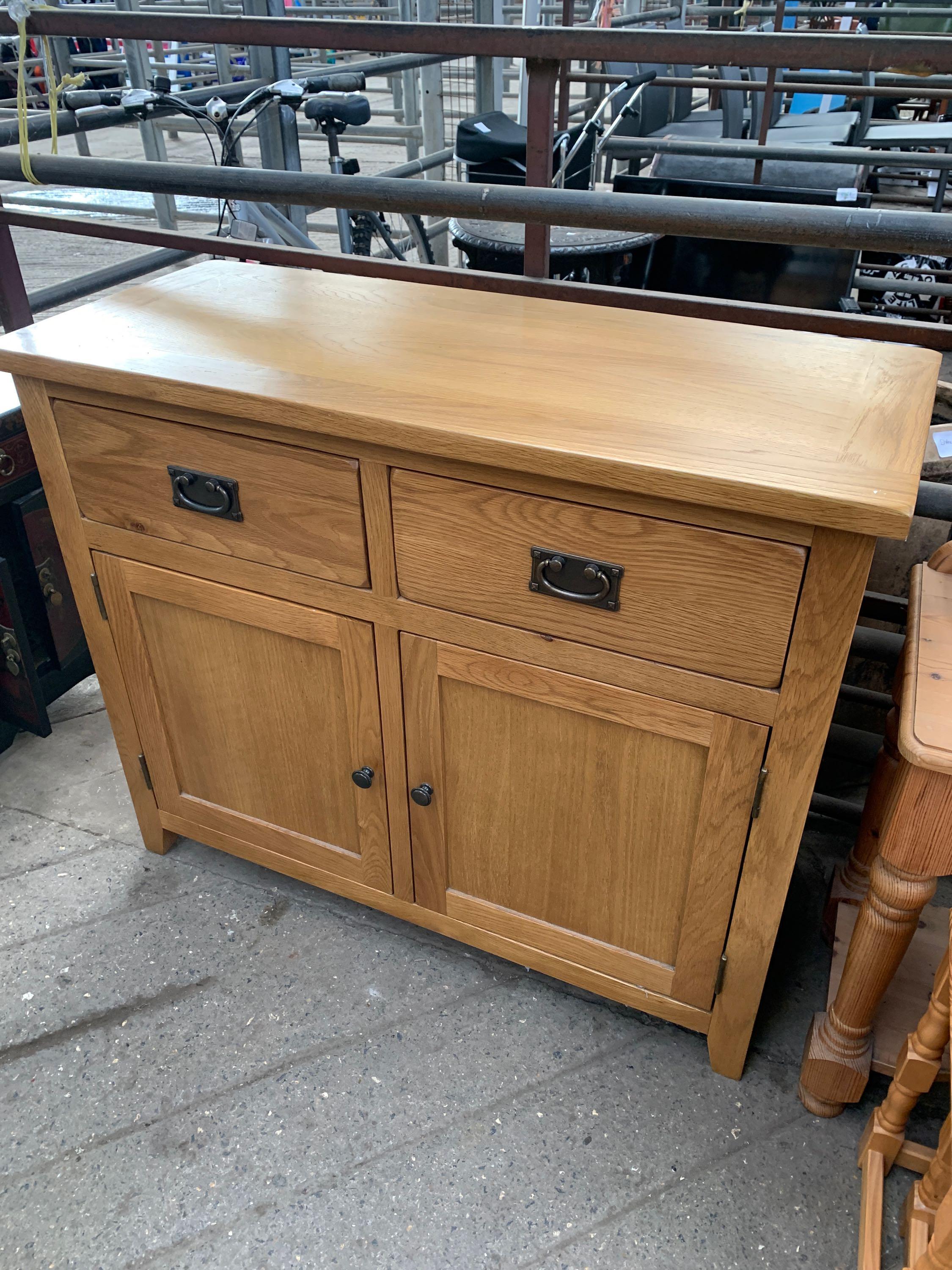 Oak cupboard - Image 2 of 5