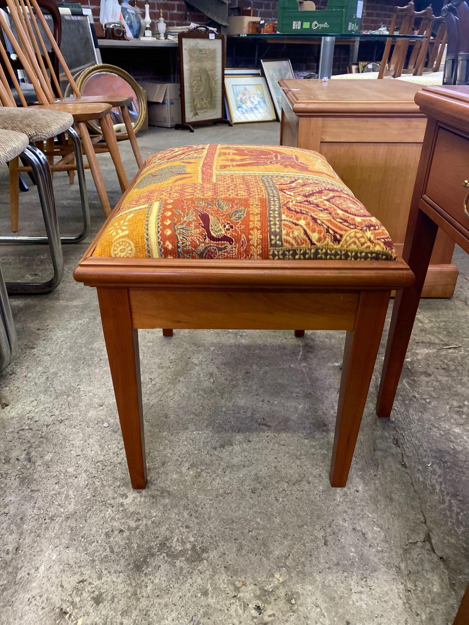 Pair of wood veneer side tables and upholstered veneer stool - Image 8 of 9