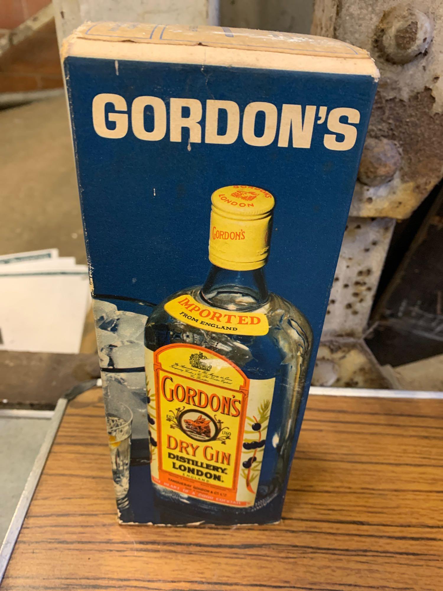 Unopened boxed 1970's Gordon's Dry Gin / Export