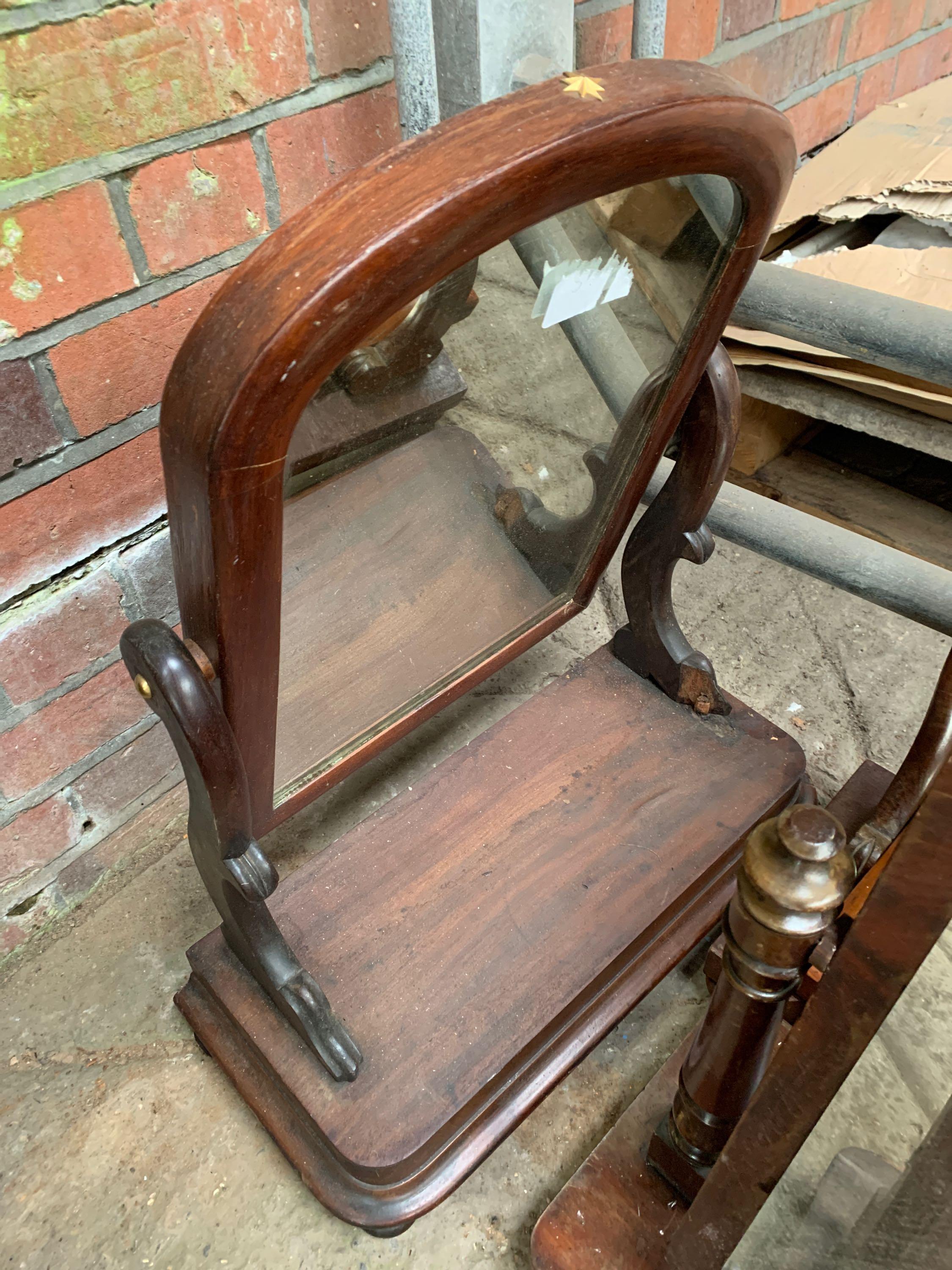 Four mahogany toilet mirrors - Image 4 of 4