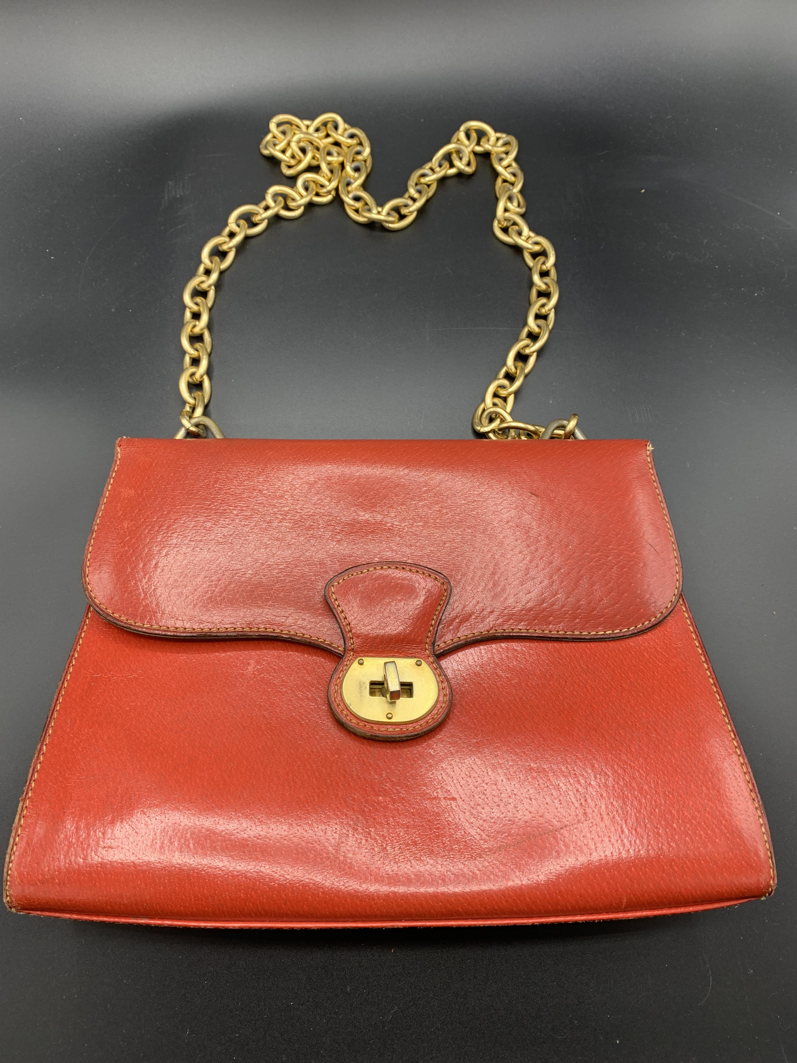 Red leather Gucci handbag - Image 2 of 9