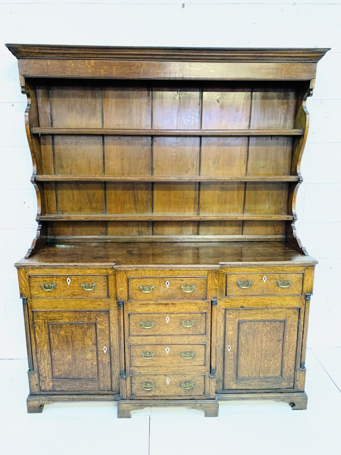 Georgian oak breakfront dresser - Image 8 of 12