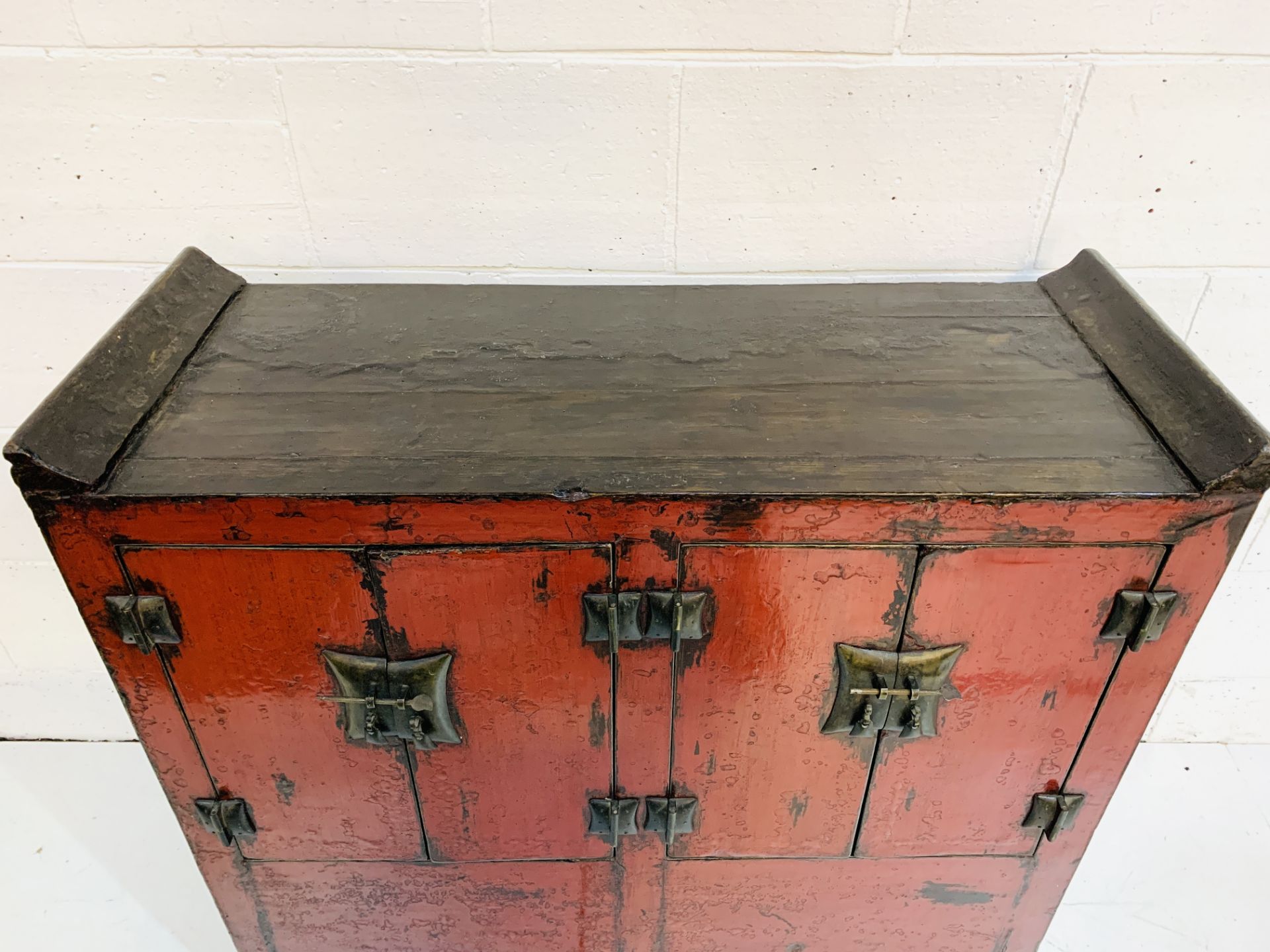 19th century Chinese elmwood storage chest in original red lacquer, from Shanxi Province, China, - Image 3 of 8