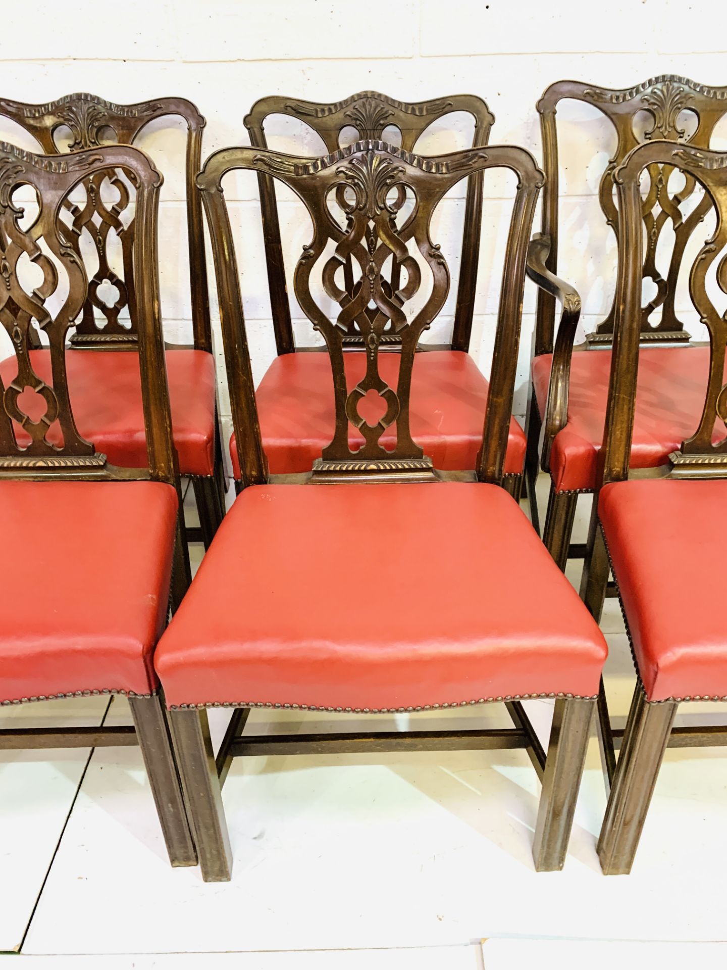 Set of eight (6 + 2) Georgian style dining chairs - Image 4 of 6