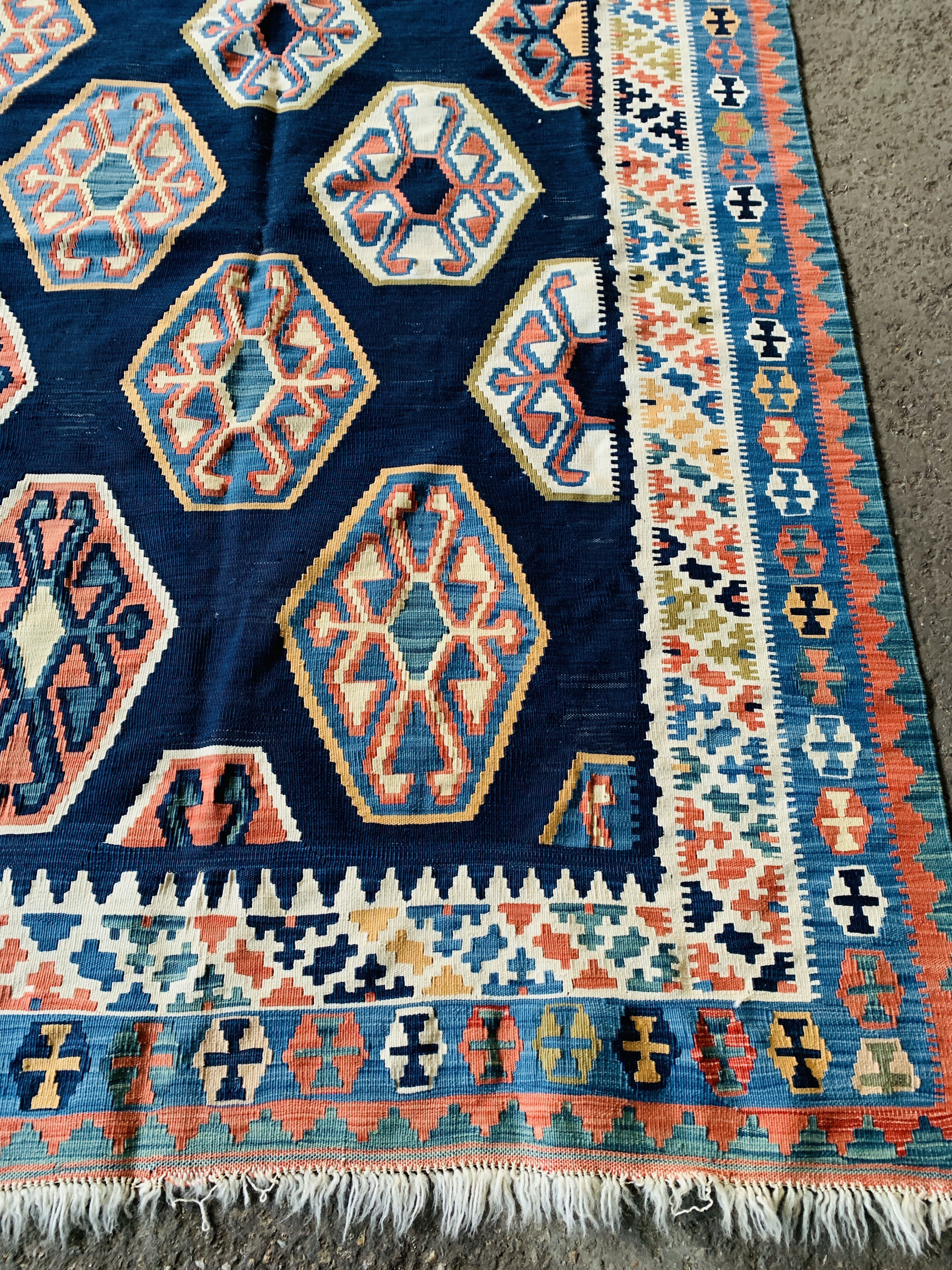 Blue ground geometric pattern rug, - Image 3 of 3