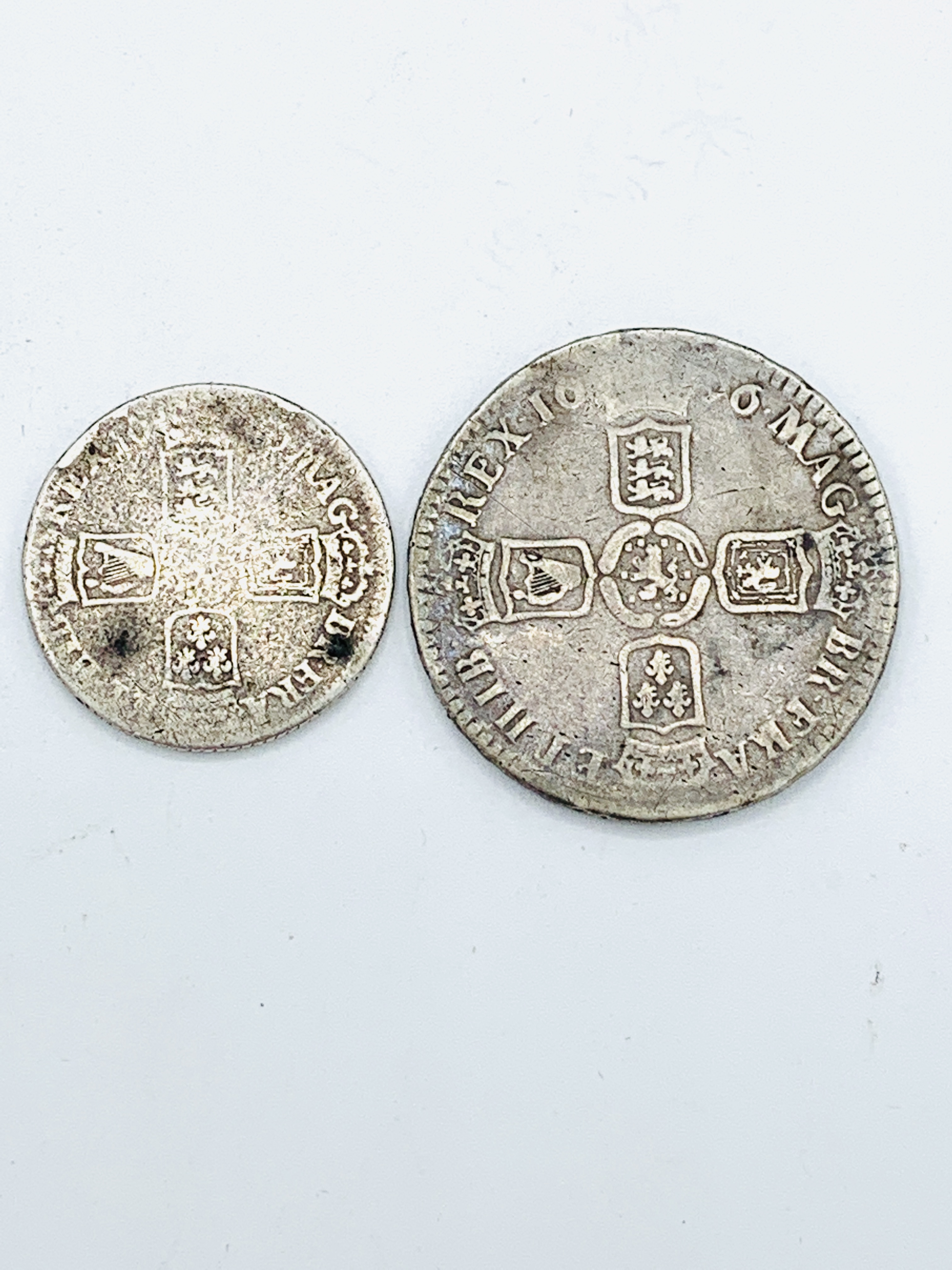 William III silver crown and half crown - Image 4 of 4